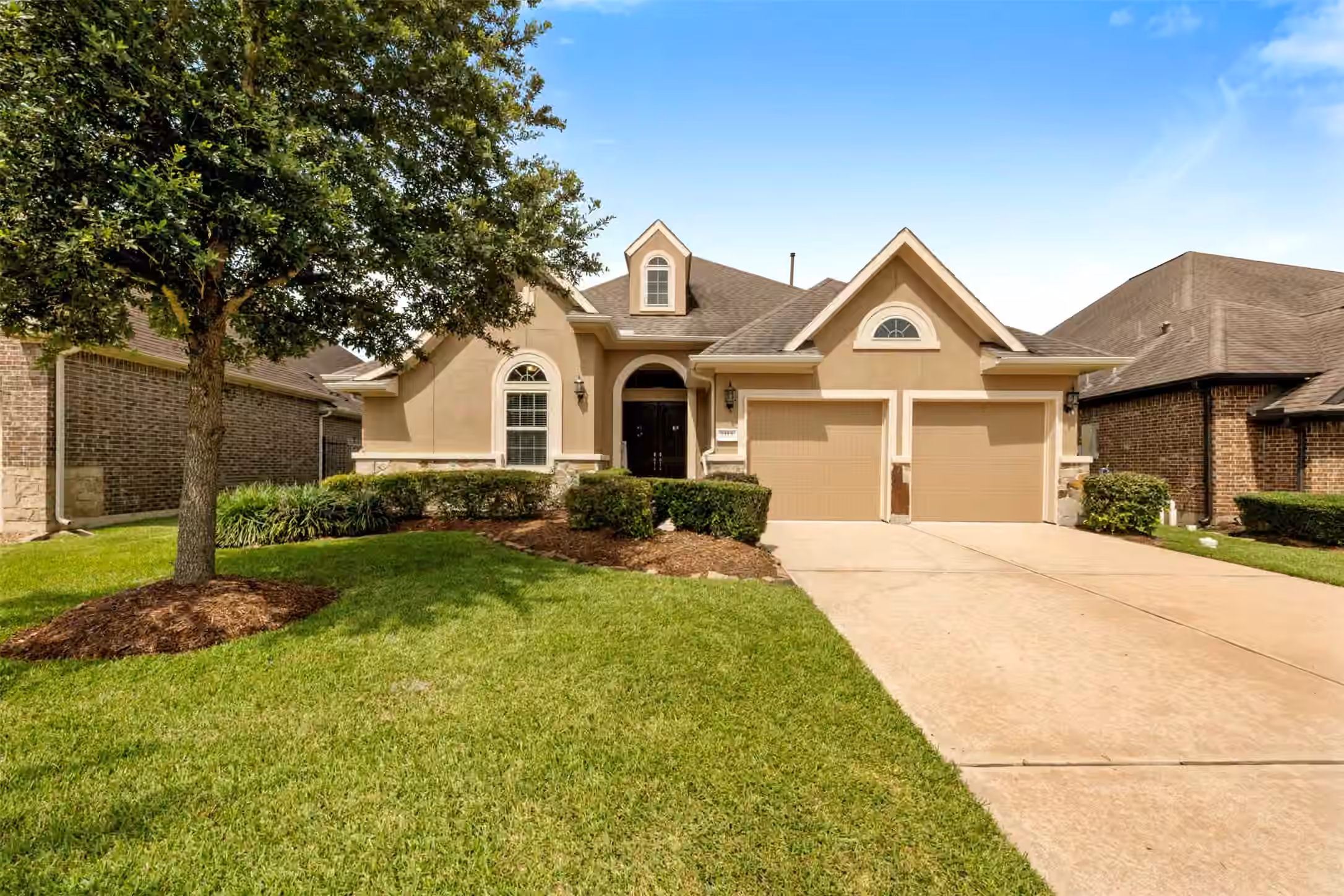 Photo 4 of 2112 Nogalas Lane, League City, TX
