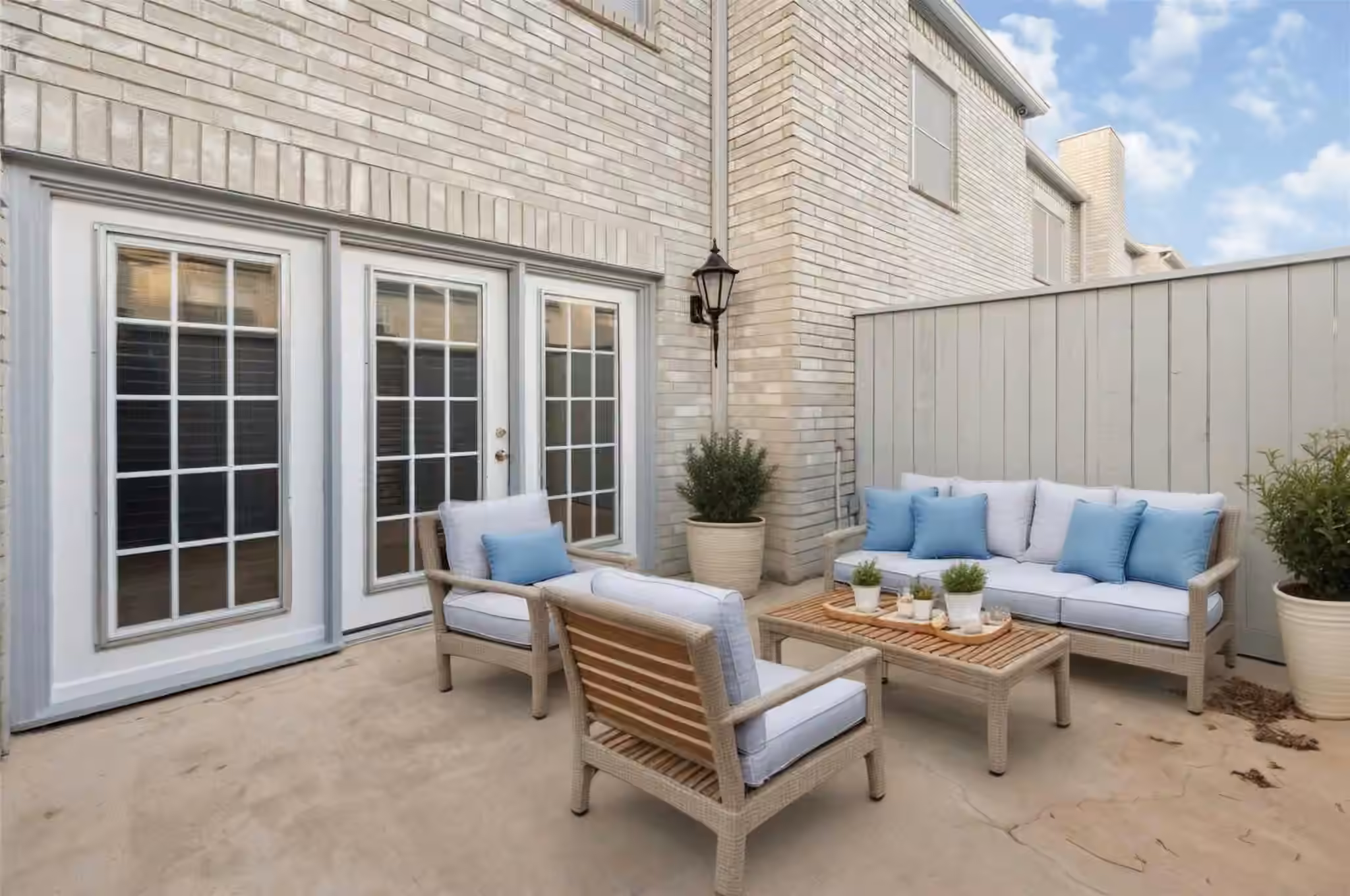 Photo 5 of 332 Wilcrest Drive 332, Houston, TX