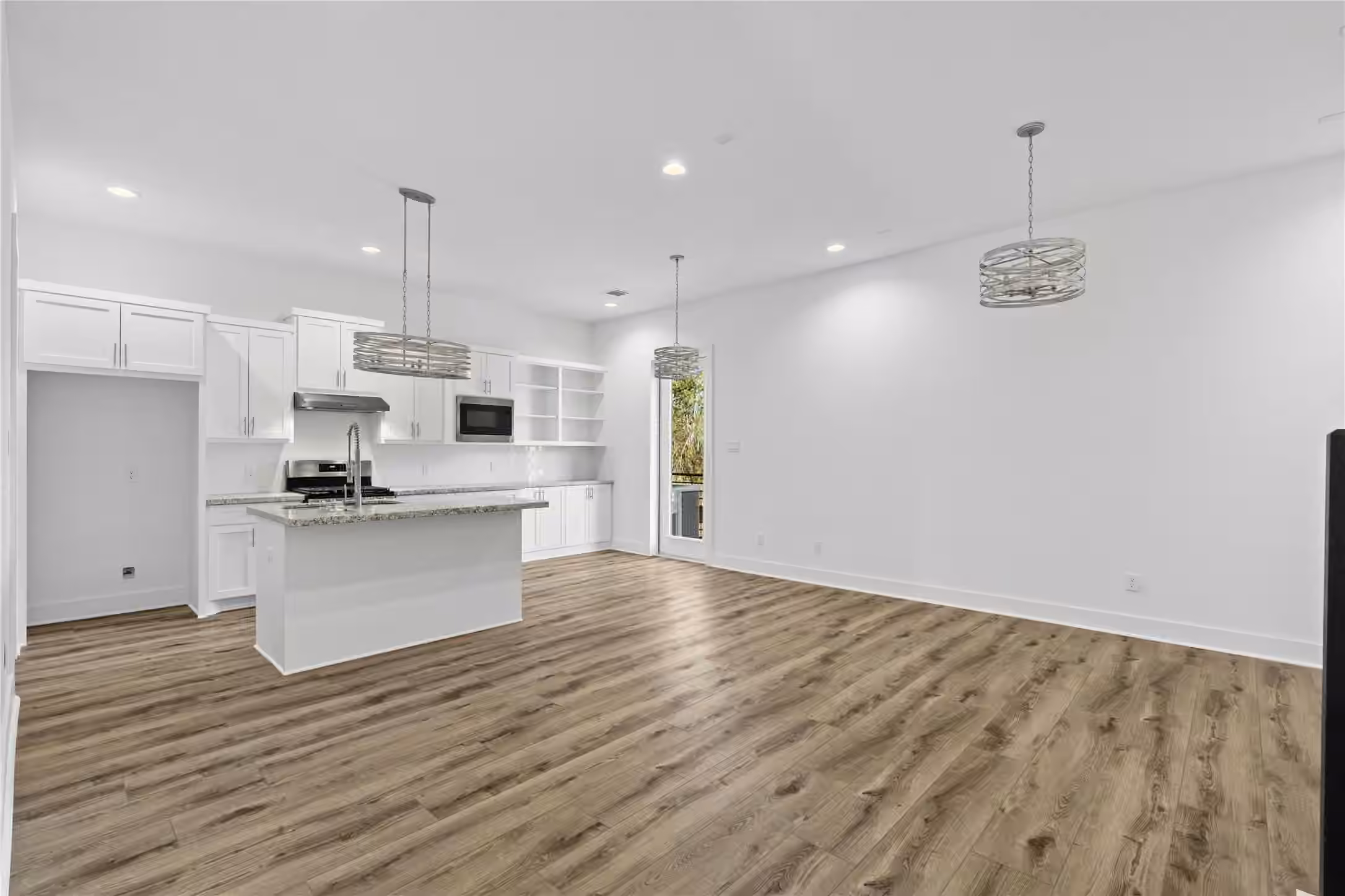 Photo 2 of 5609 Savyon Drive, Houston, TX