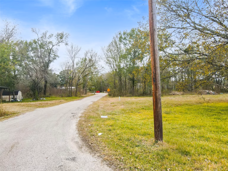 Photo 6 of 7 & 9 Julie Beth Street, Huntsville, TX