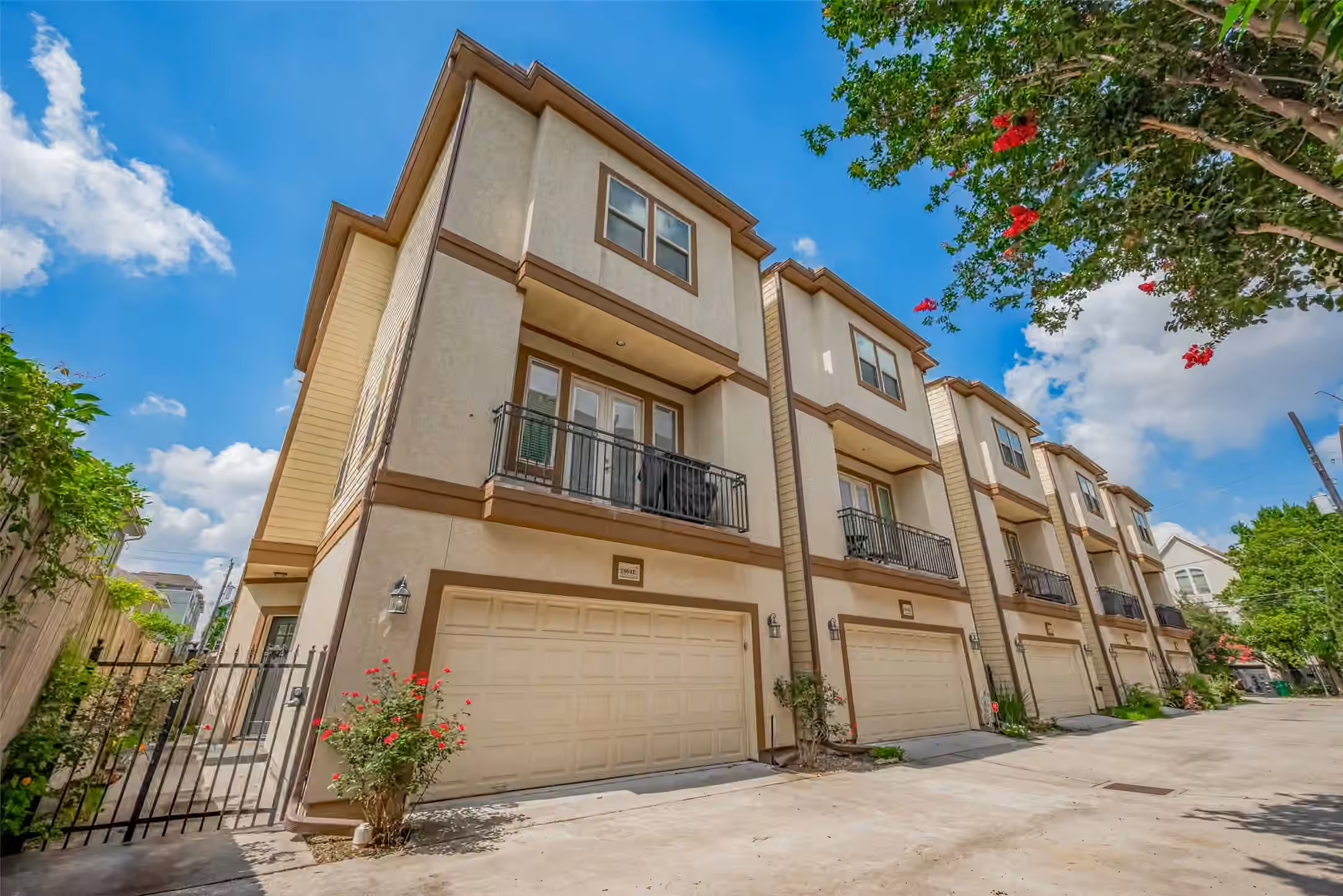 Photo 2 of 2604 Bevis Street E, Houston, TX
