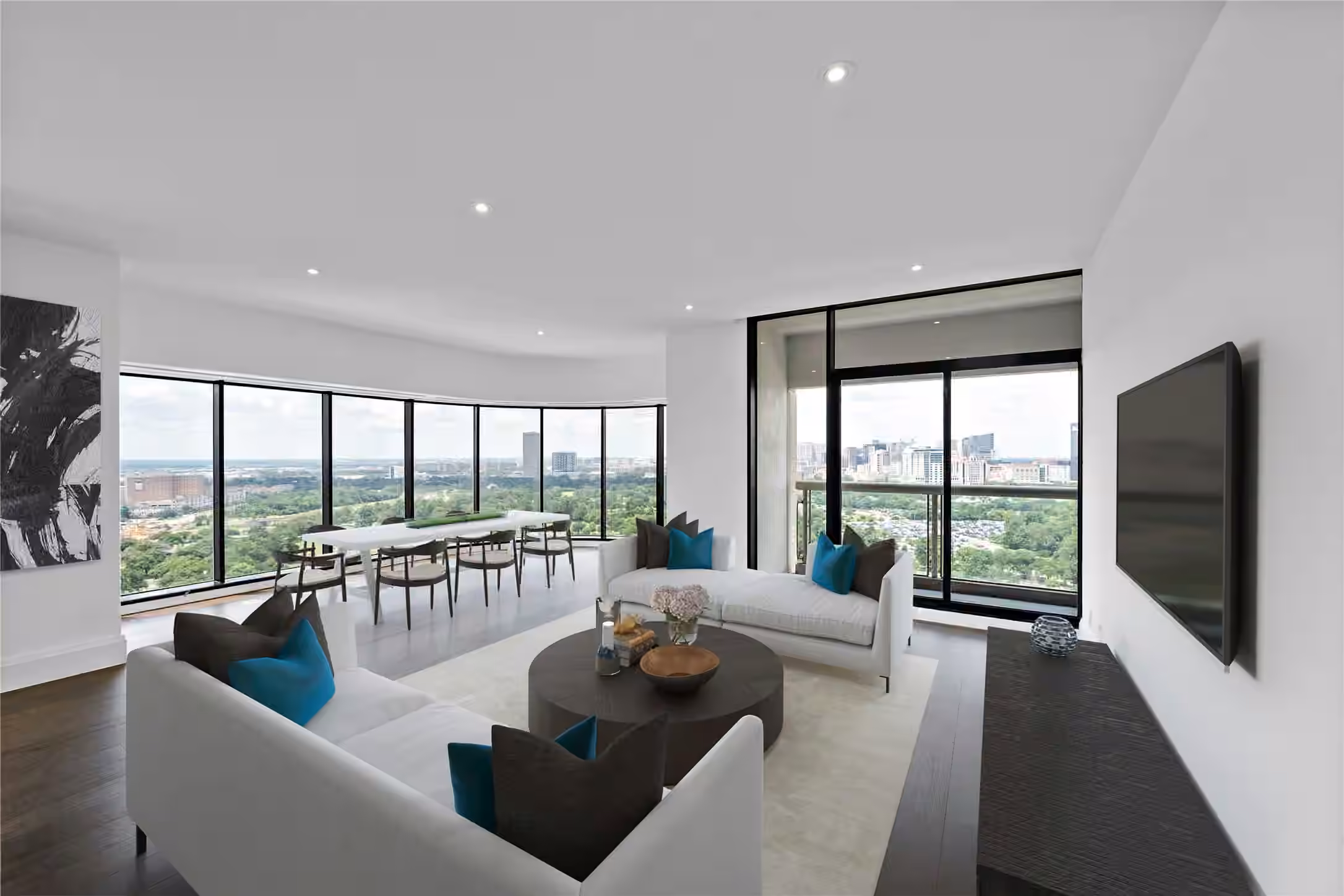 Photo 2 of 1701 Hermann Drive 21F, Houston, TX