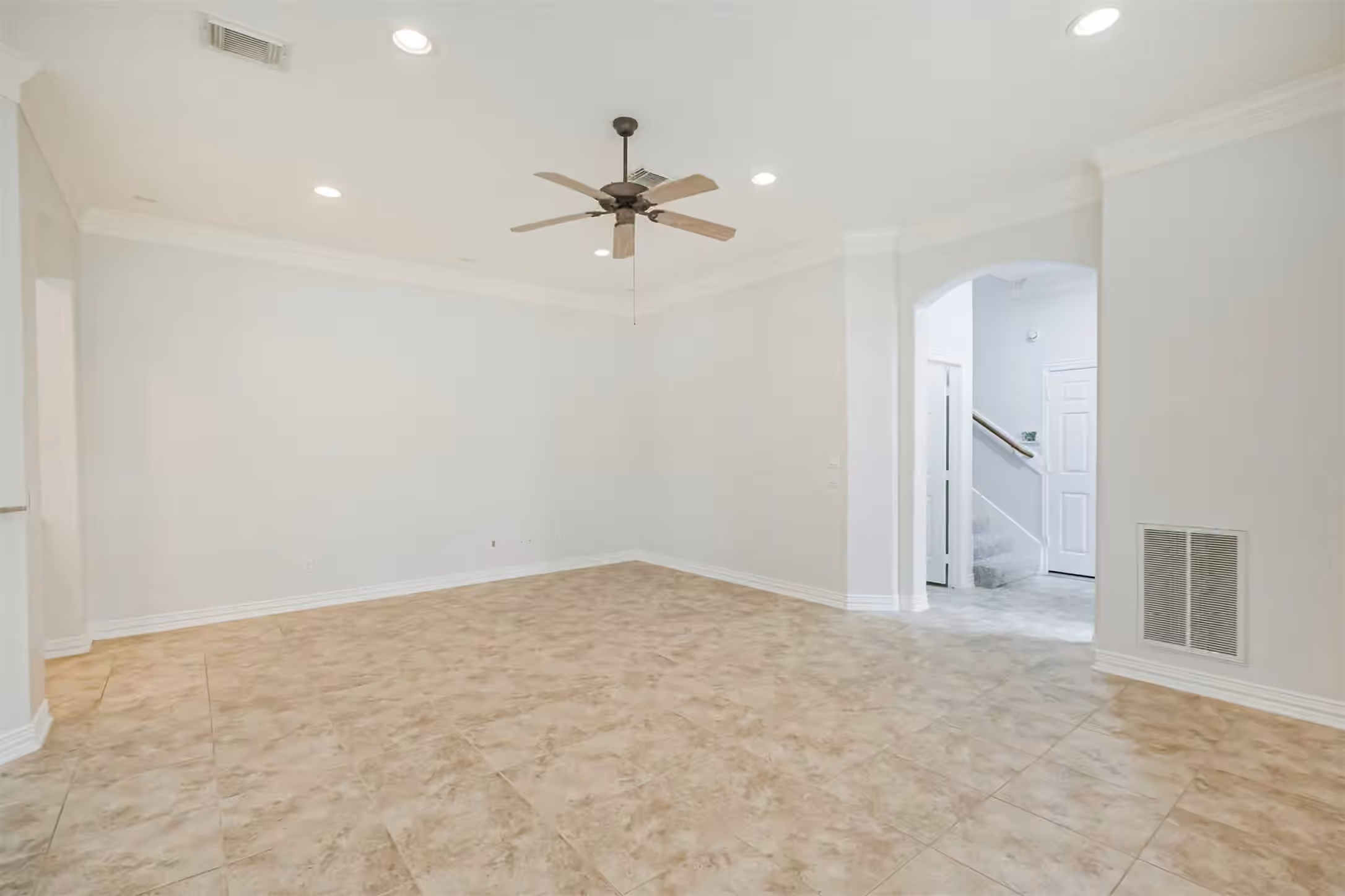 Photo 5 of 2843 Misty Heath Lane, Houston, TX