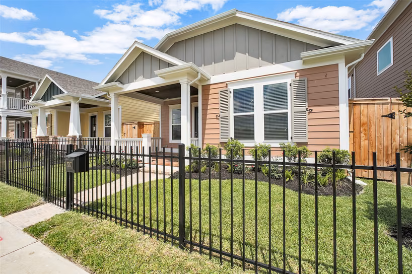 Photo of 2517 S Houston Avenue, Pearland, TX 77581