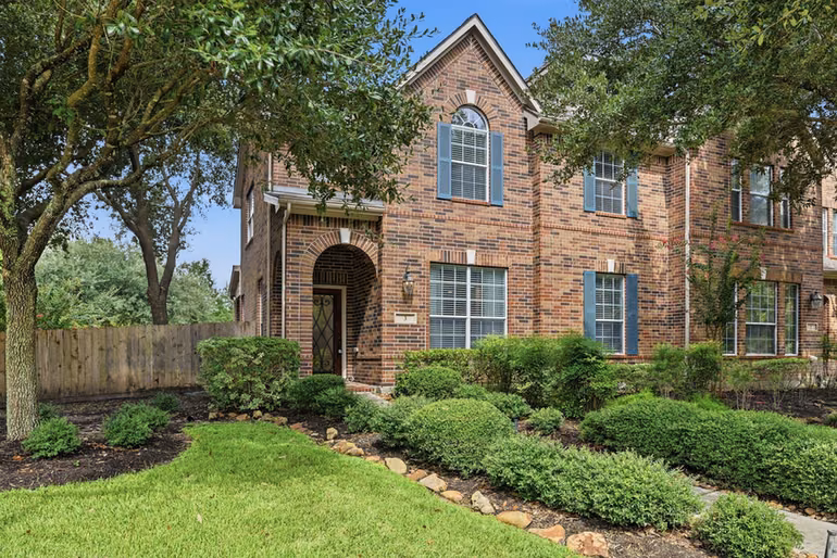 Photo of 3 Avenswood Place, The Woodlands, TX 77382