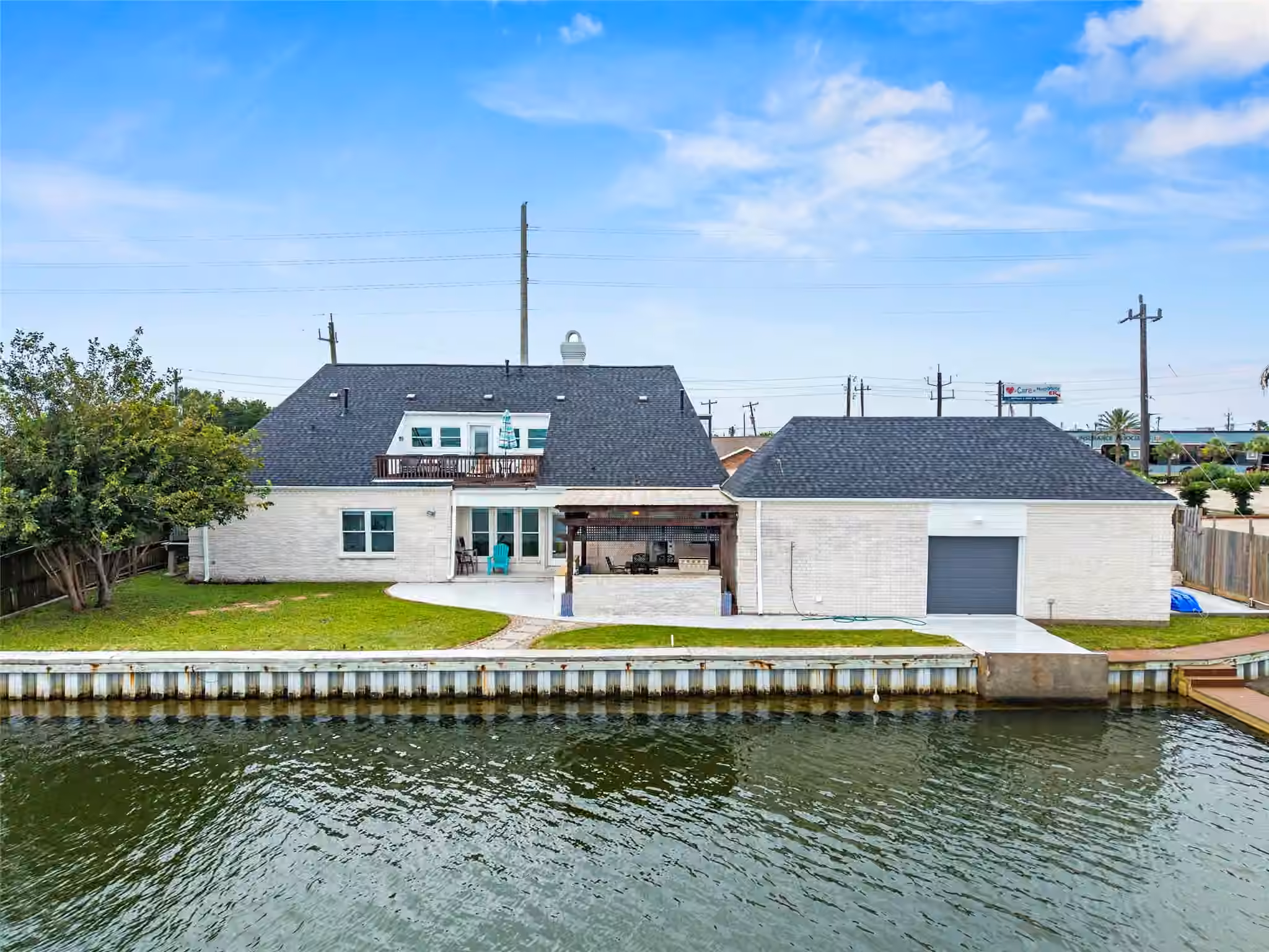 Photo of 36 S Shore Drive, Galveston, TX