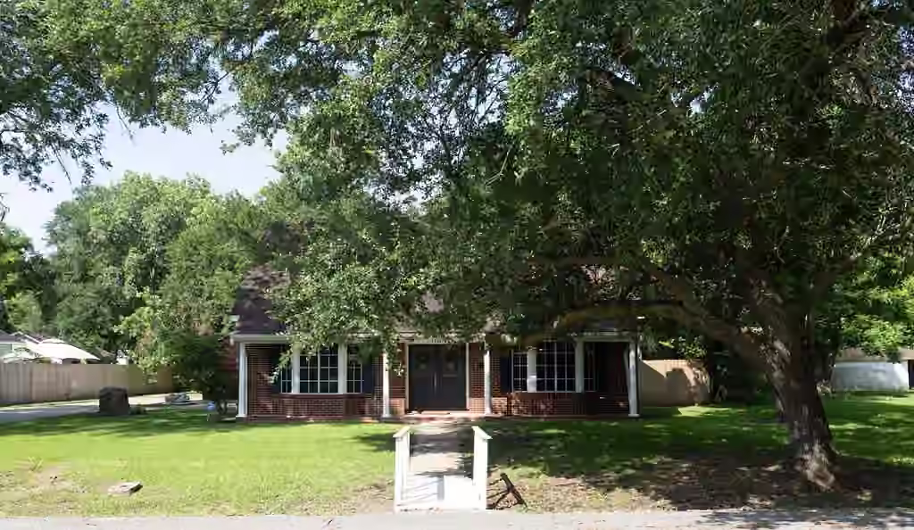 Photo 4 of 1314 Laurel Street, La Marque, TX