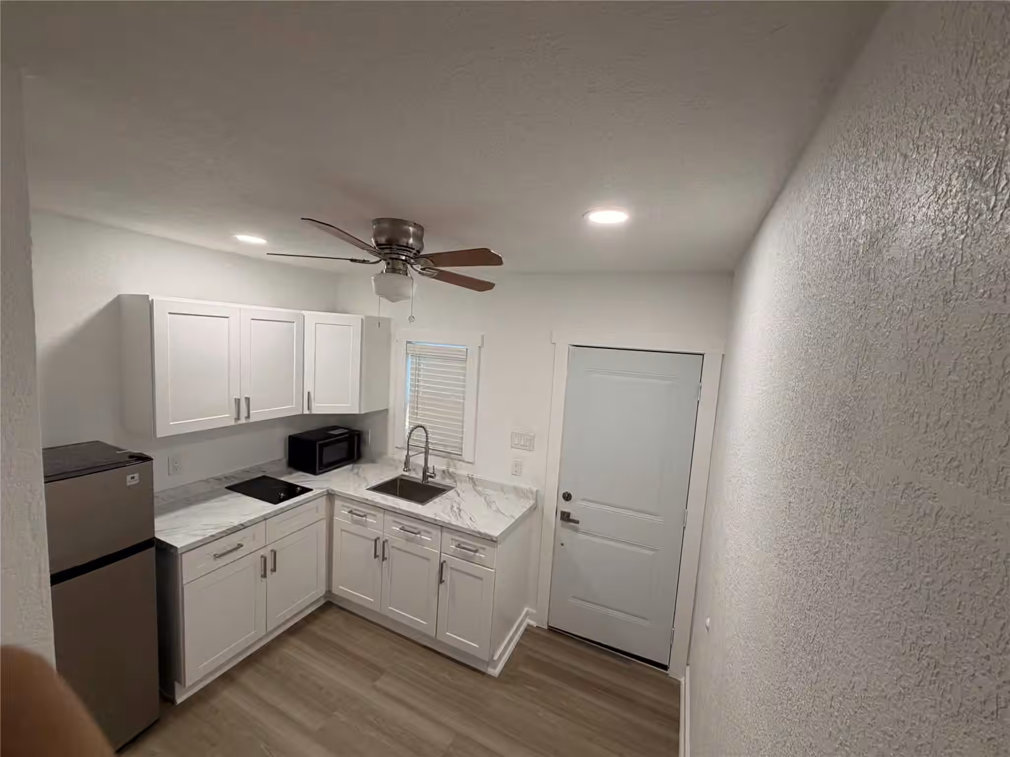 Photo 3 of 2611 Center Street, Waller, TX