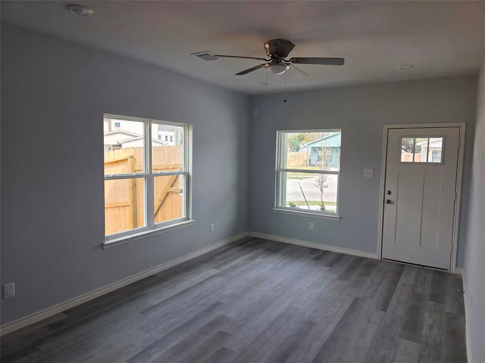 Photo 3 of 204 Dipping Stream Street, Houston, TX