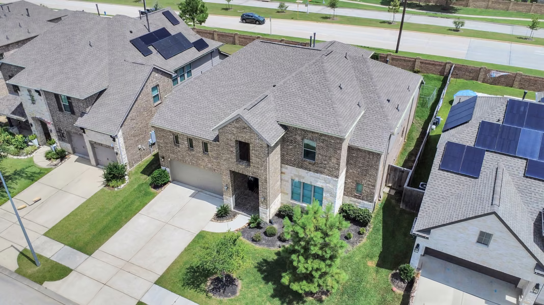 Photo of 19910 Southern Stream Drive, Cypress, TX 77433