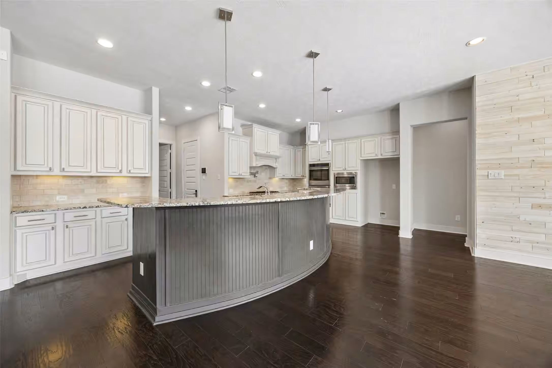 Photo 5 of 19007 Tumlinson Drive, Cypress, TX
