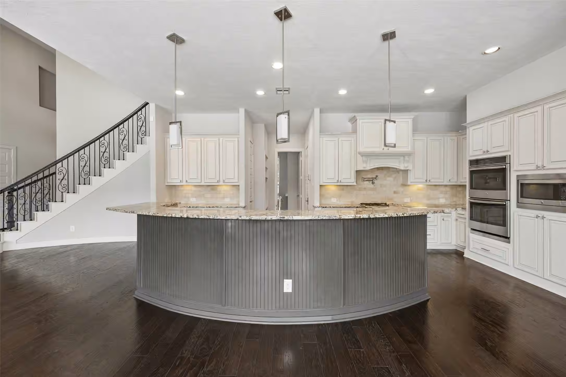 Photo 6 of 19007 Tumlinson Drive, Cypress, TX