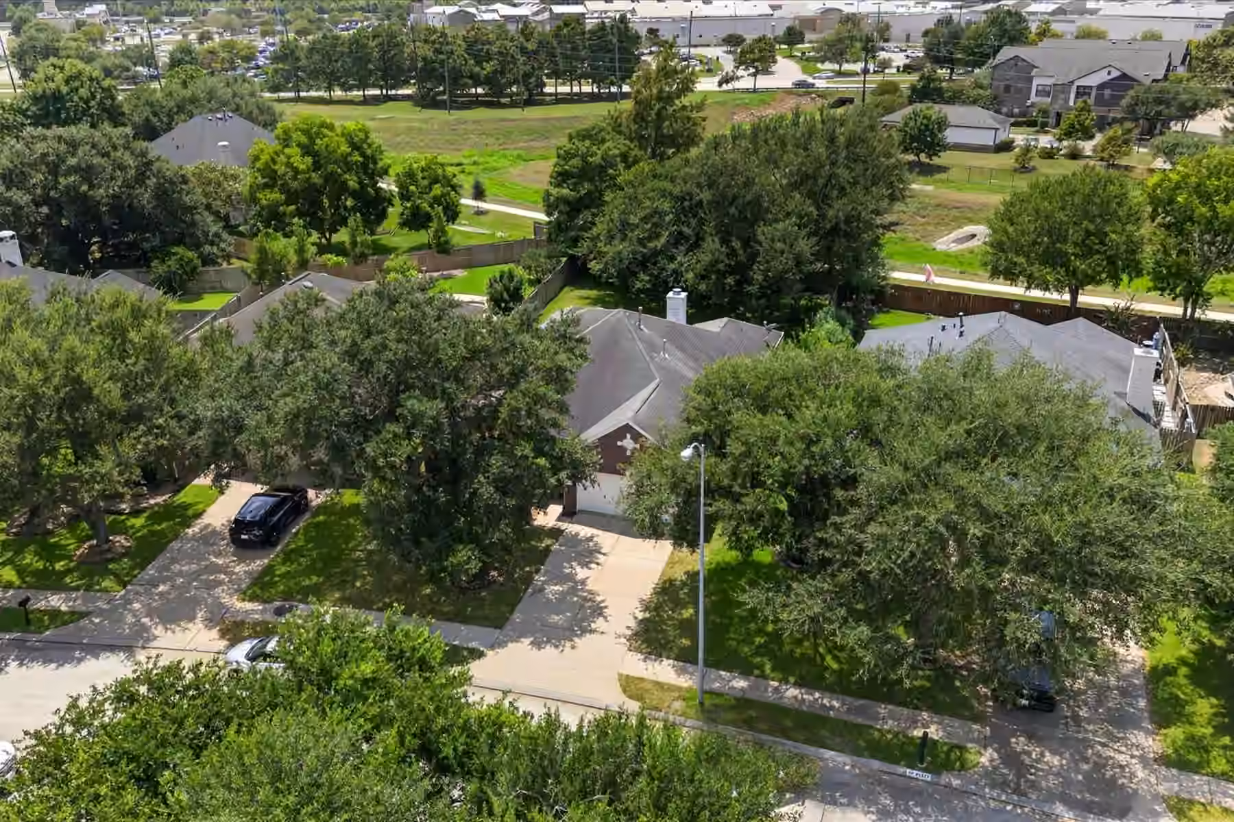 Photo 4 of 21323 Pebble Pine Trail, Cypress, TX