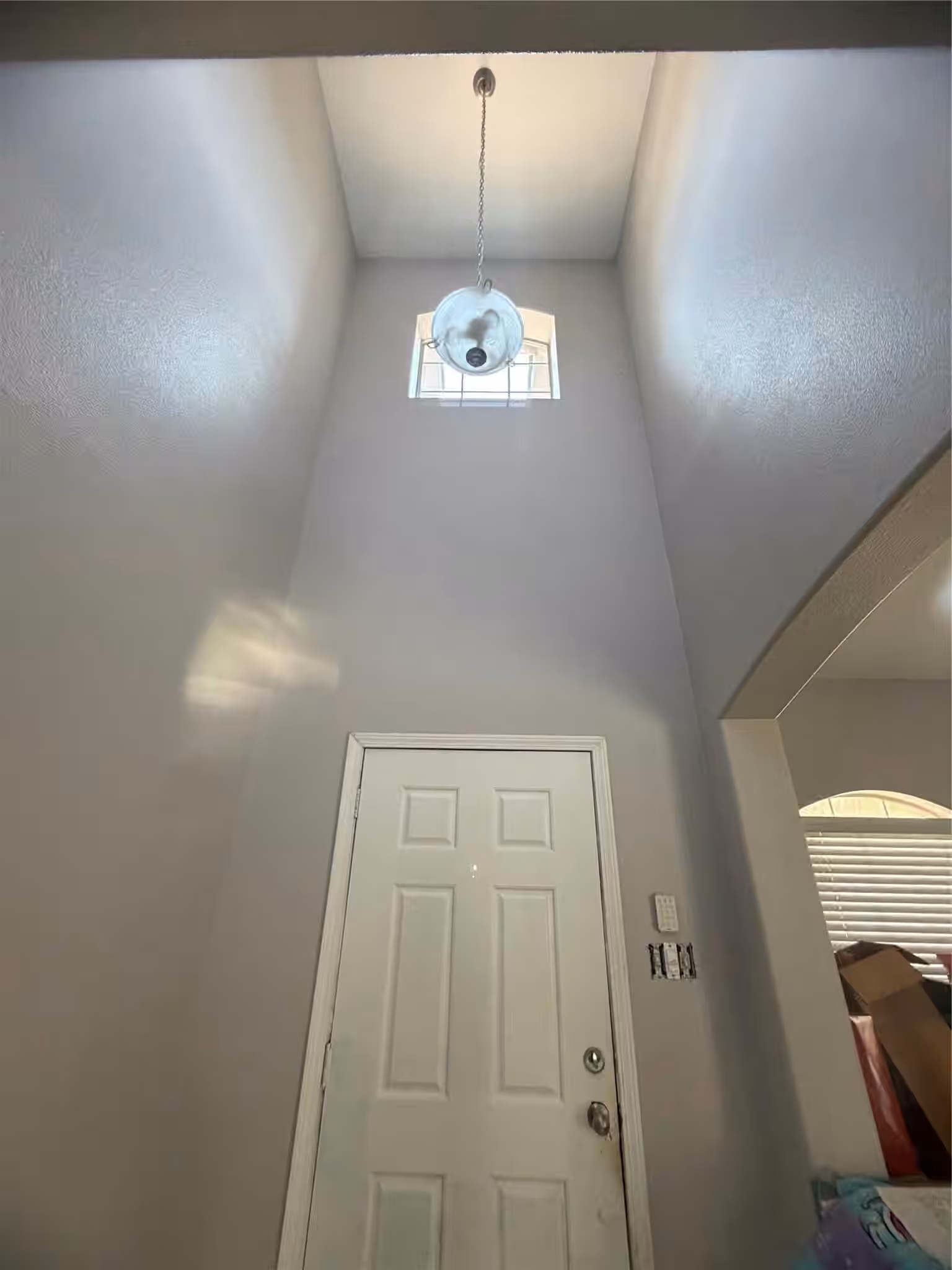 Photo 3 of 9907 Lynnwood Drive, Baytown, TX