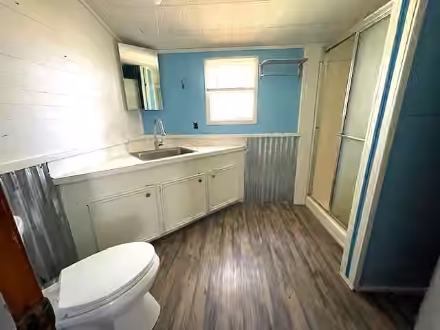 Photo 6 of 6211 Gresham Street, Wallis, TX