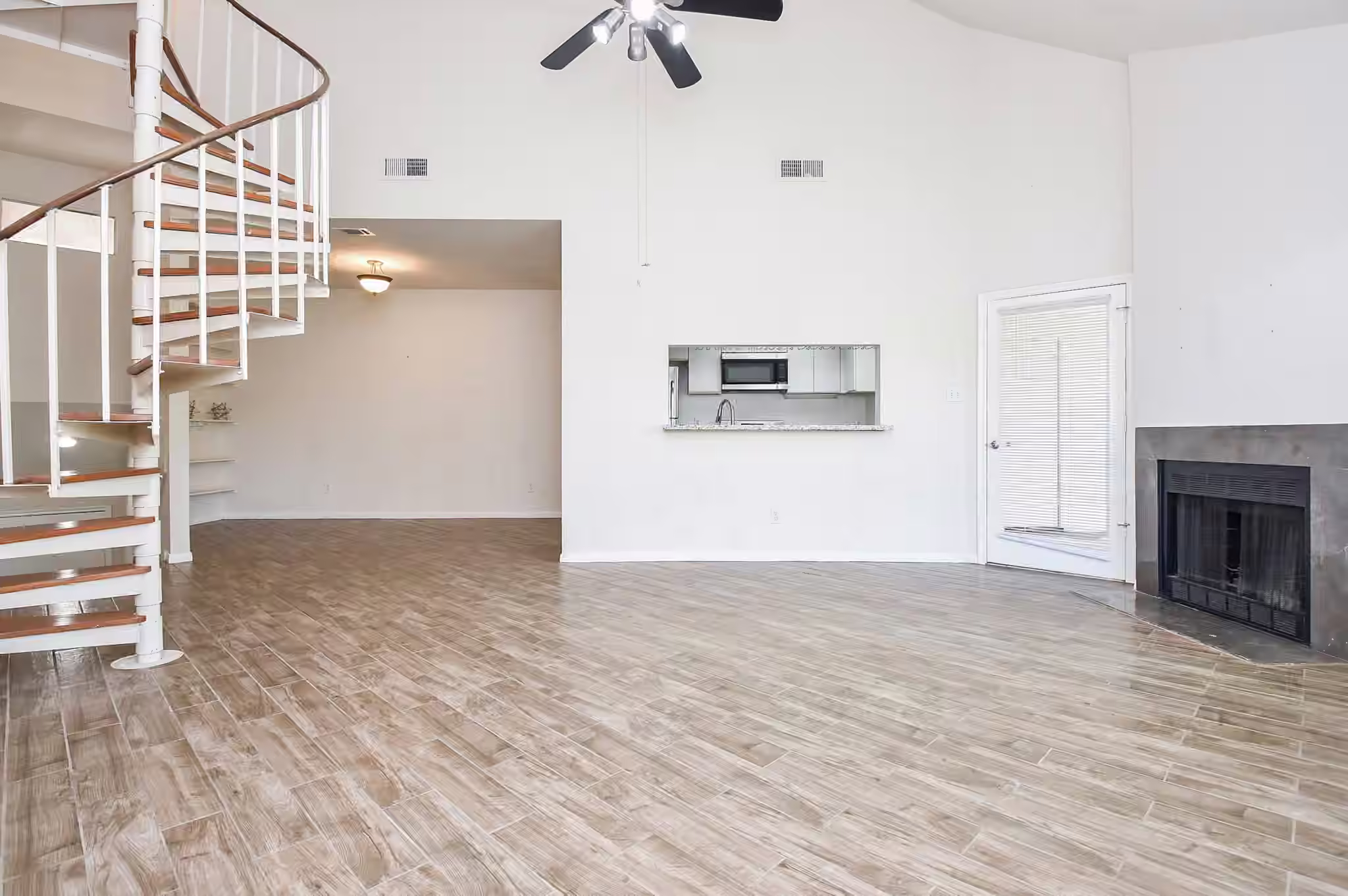 Photo 5 of 4144 Greystone Way 609, Sugar Land, TX