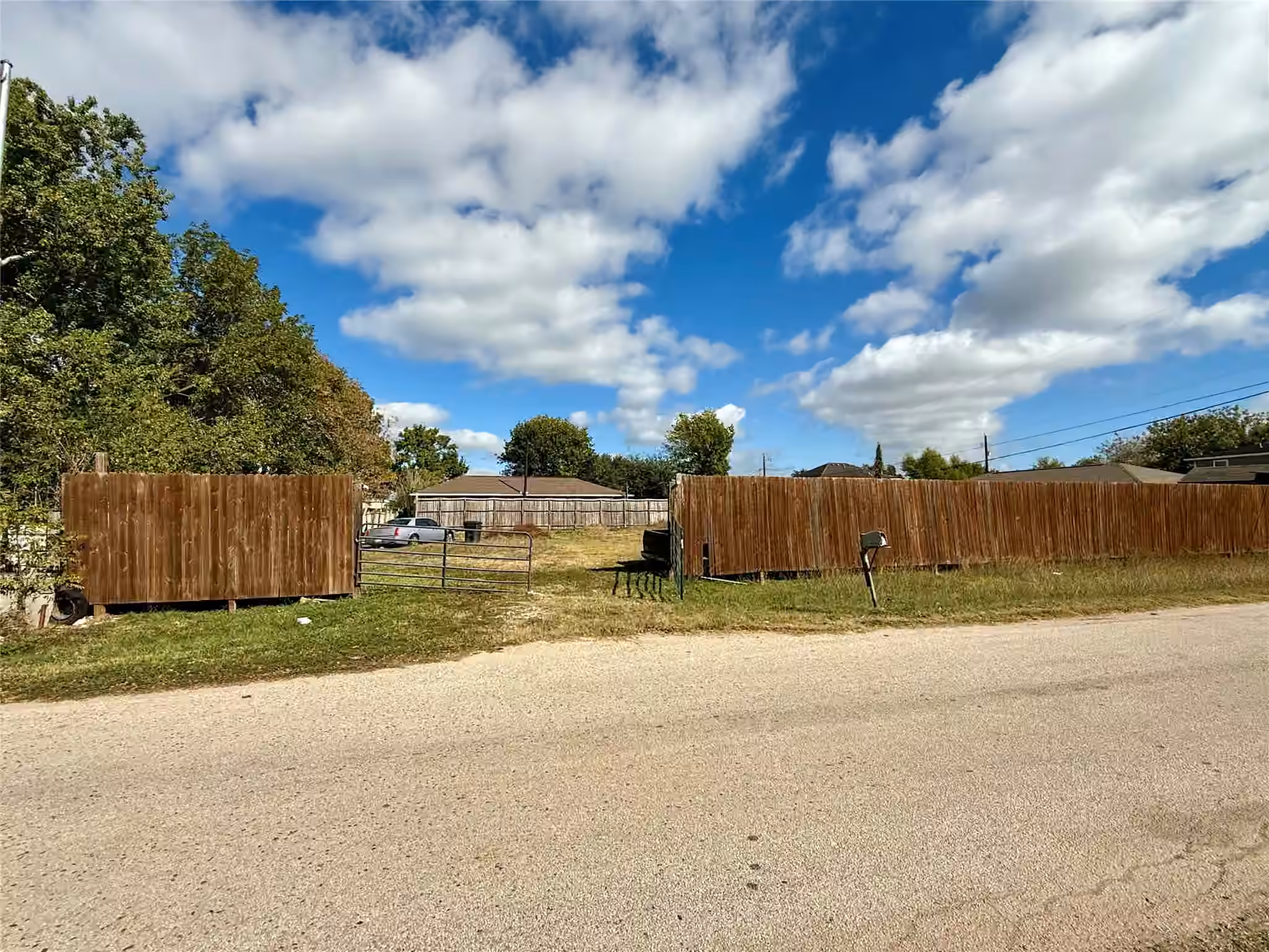 Photo of 15322 Paul Road, Sugar Land, TX 77498