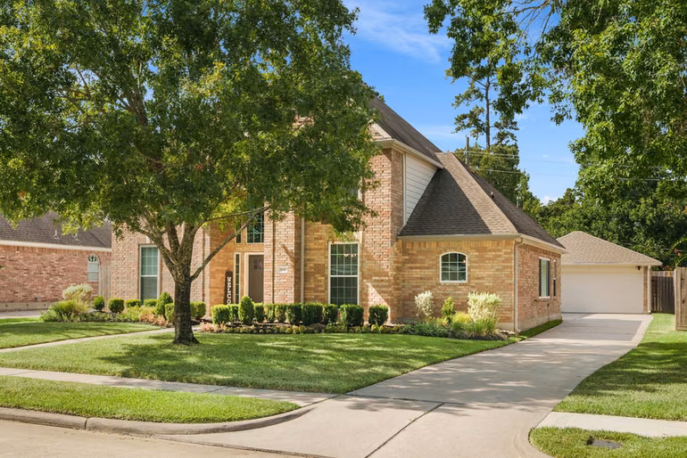 Photo 4 of 1611 Pincher Creek Drive, Spring, TX