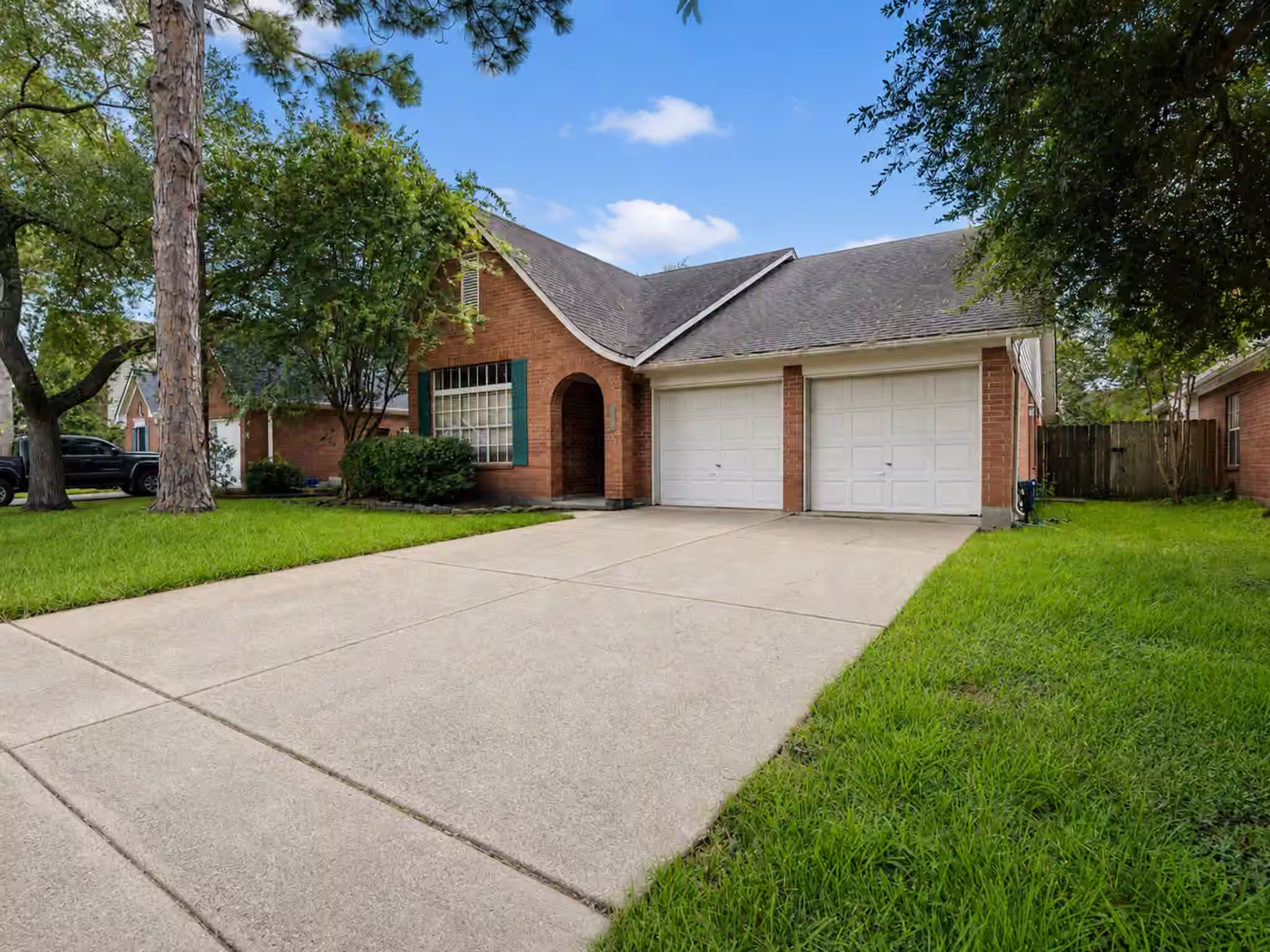 Photo of 14342 Fair Knoll Way, Houston, TX 77062