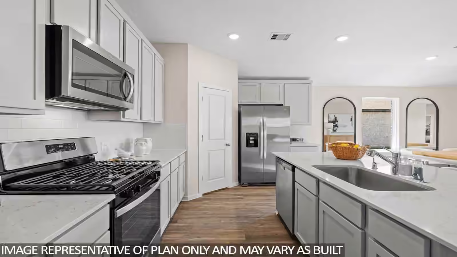 Photo 4 of 4029 Sun Burst Lane, Brookshire, TX