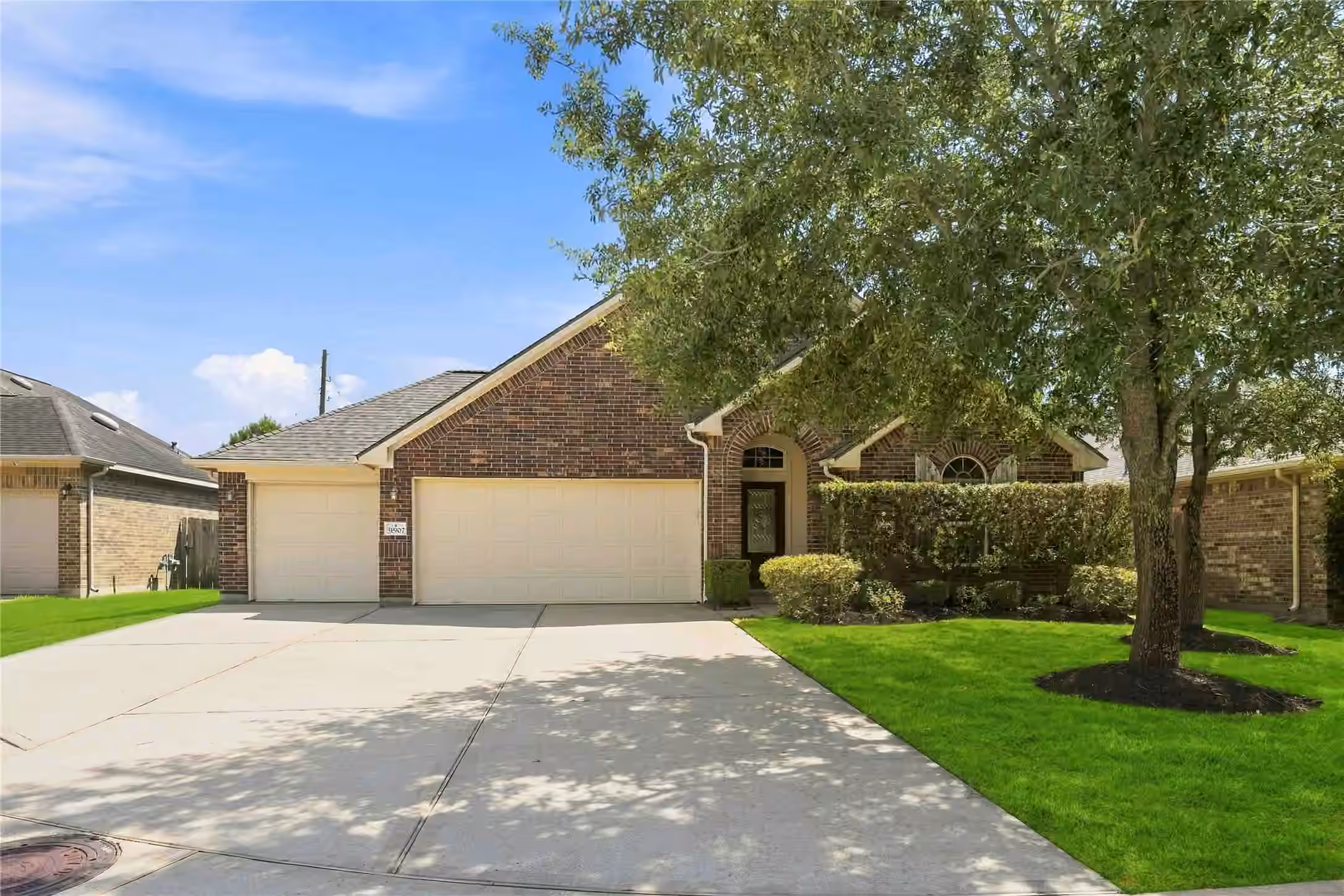 Photo 2 of 31907 Steven Springs Dr, Hockley, TX