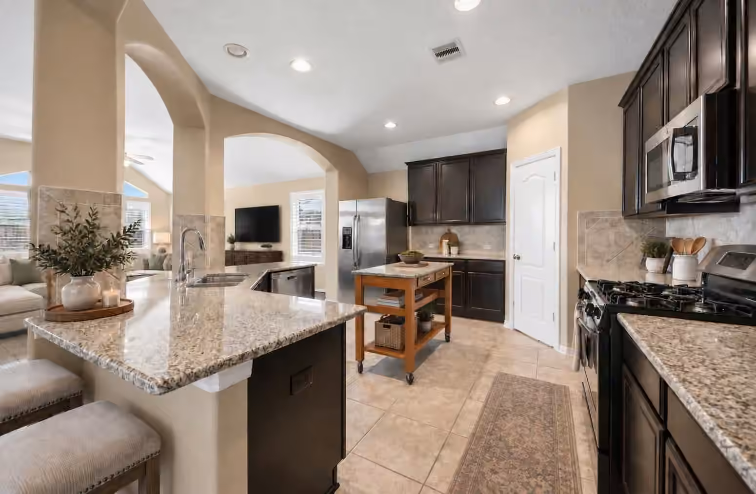 Photo 4 of 31907 Steven Springs Dr, Hockley, TX