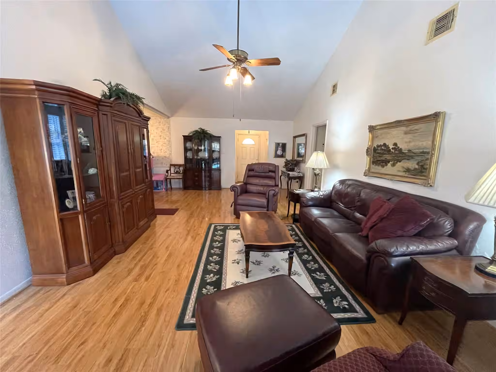 Photo 5 of 10219 Crescent Moon Drive, Houston, TX