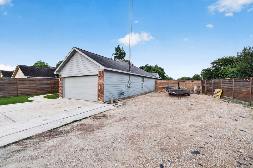 Photo 2 of 6519 Haight Street, Houston, TX