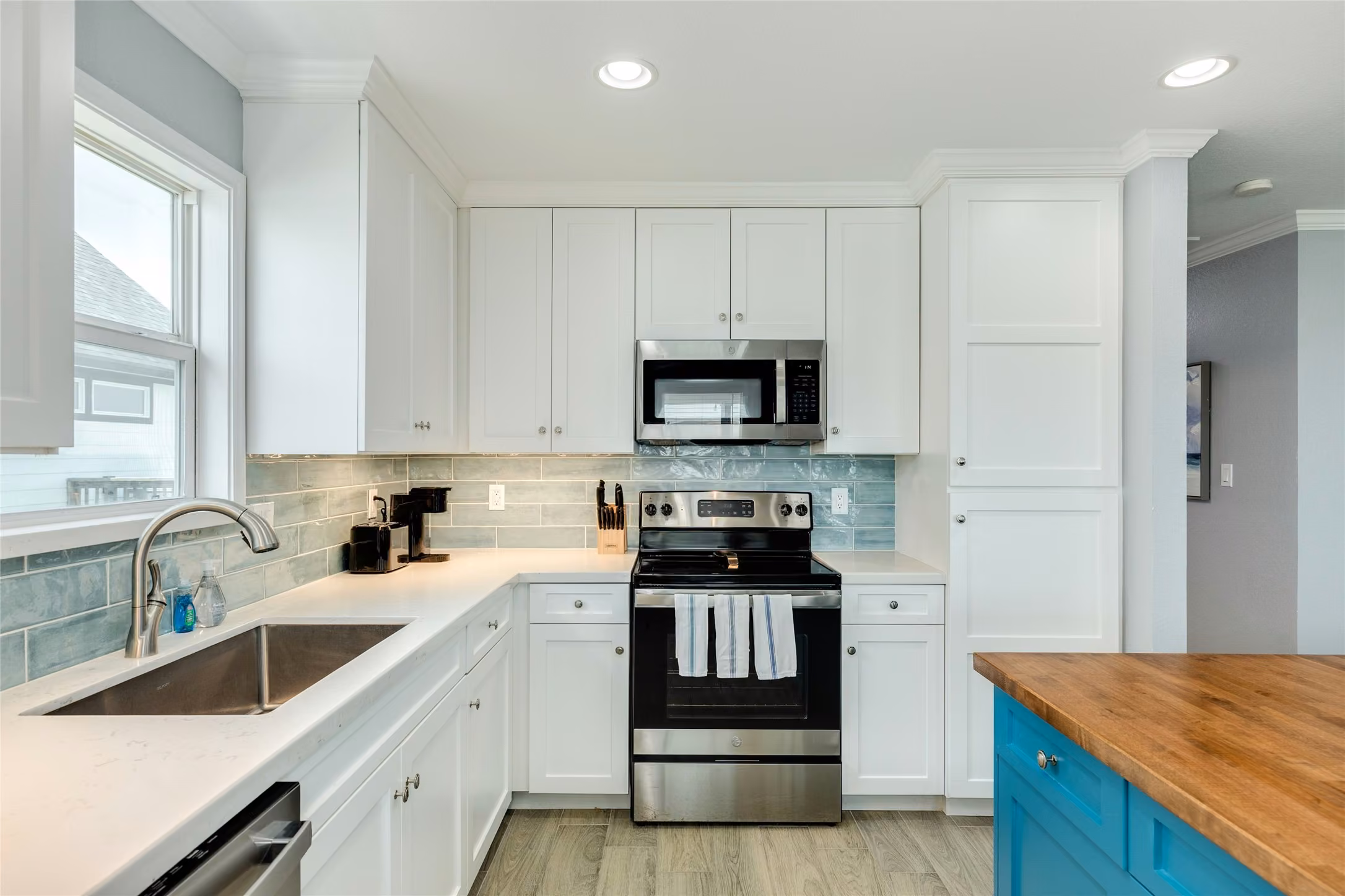 Photo 6 of 1741 Bluewater Highway, Surfside Beach, TX
