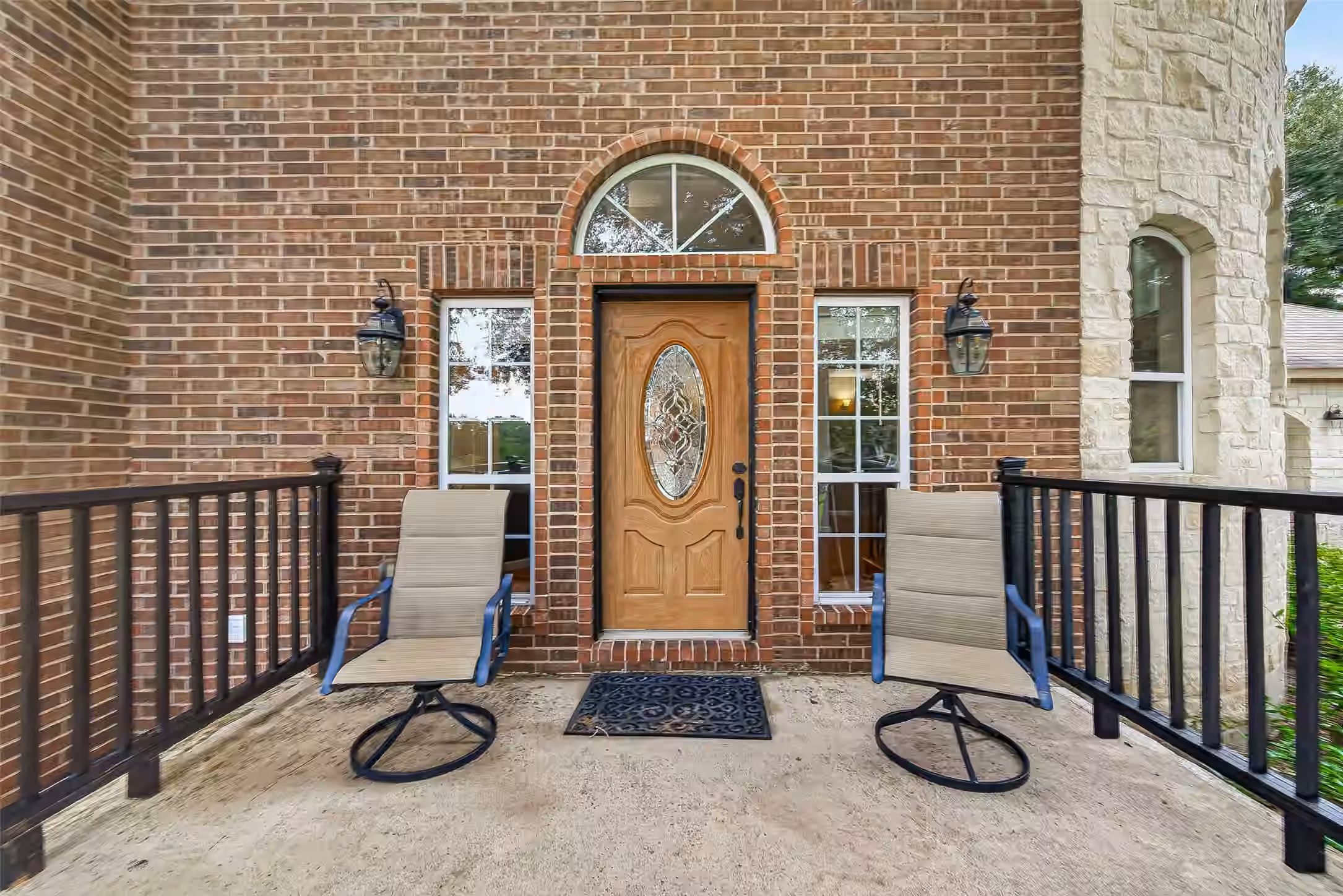 Photo 5 of 11232 Kentucky Oaks Drive, Conroe, TX