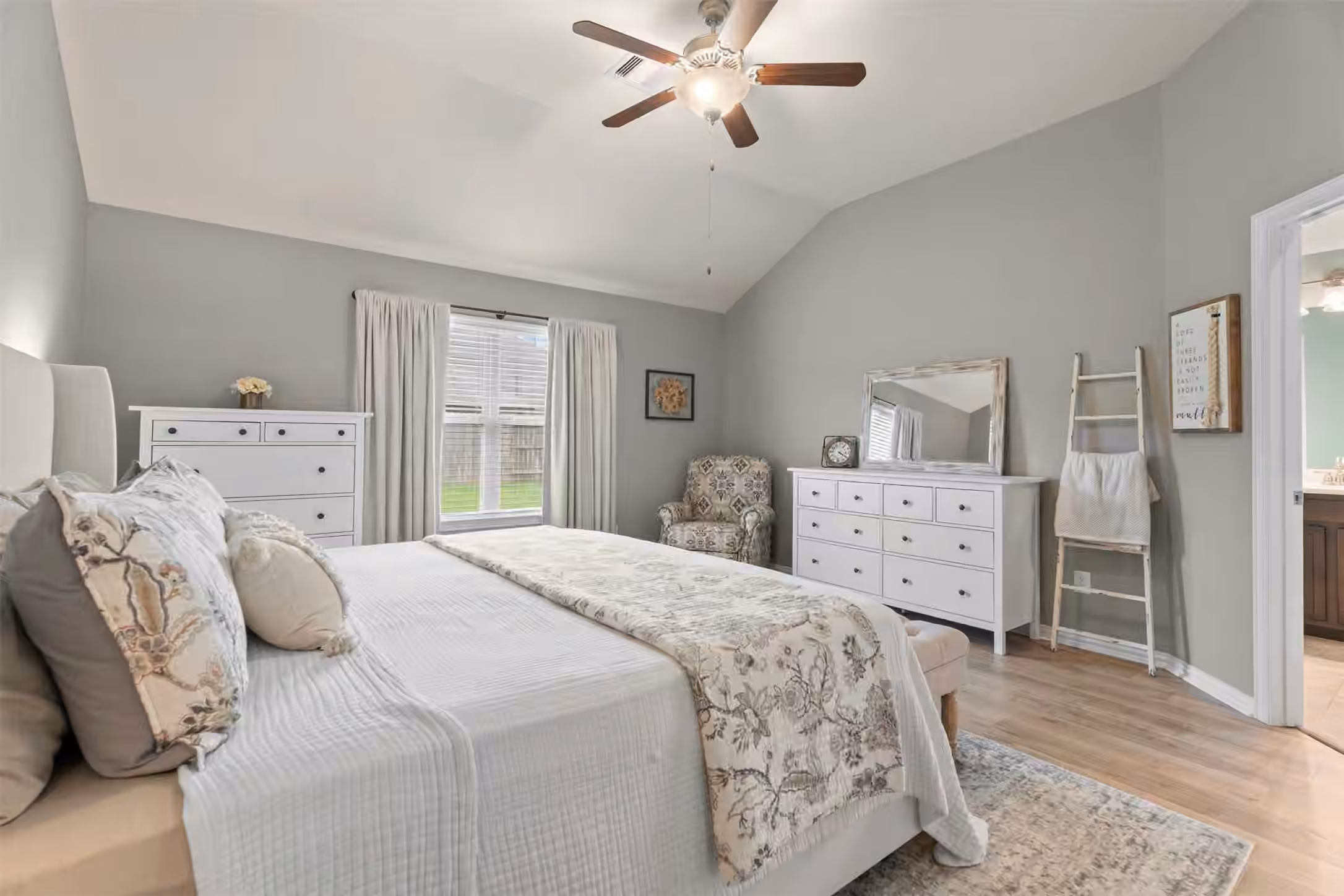 Photo 6 of 4480 Lone Alcove Drive, Spring, TX