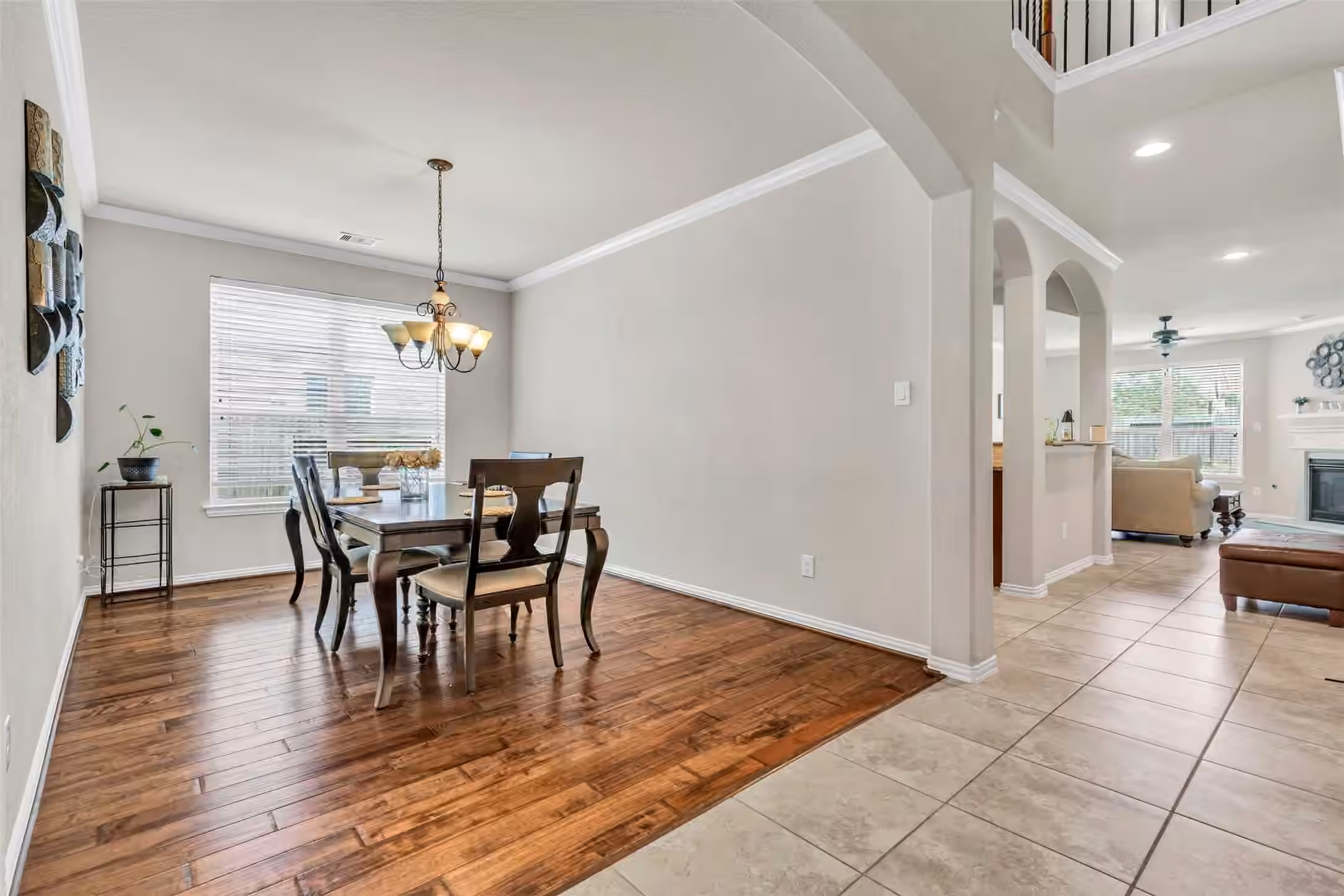 Photo 4 of 13918 Albany Springs Lane, Houston, TX