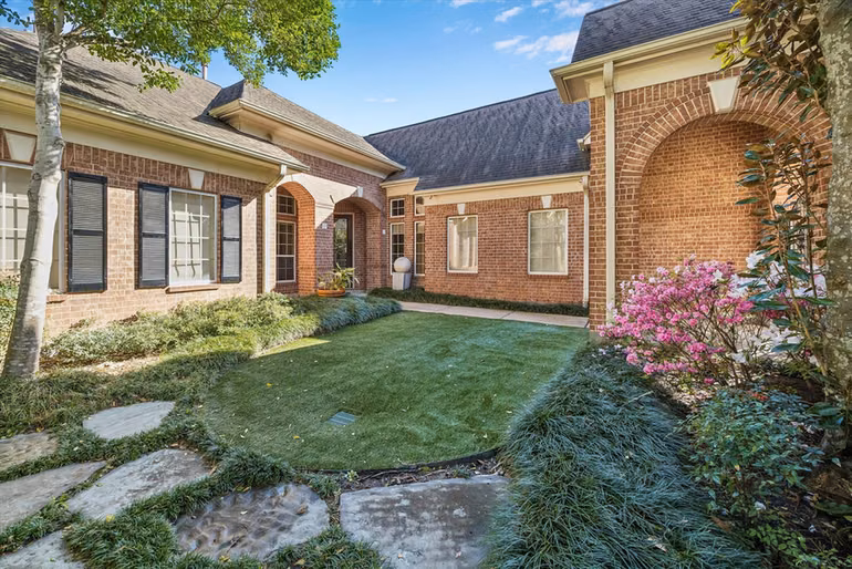 Photo 5 of 11426 Noblewood Crest Lane, Houston, TX