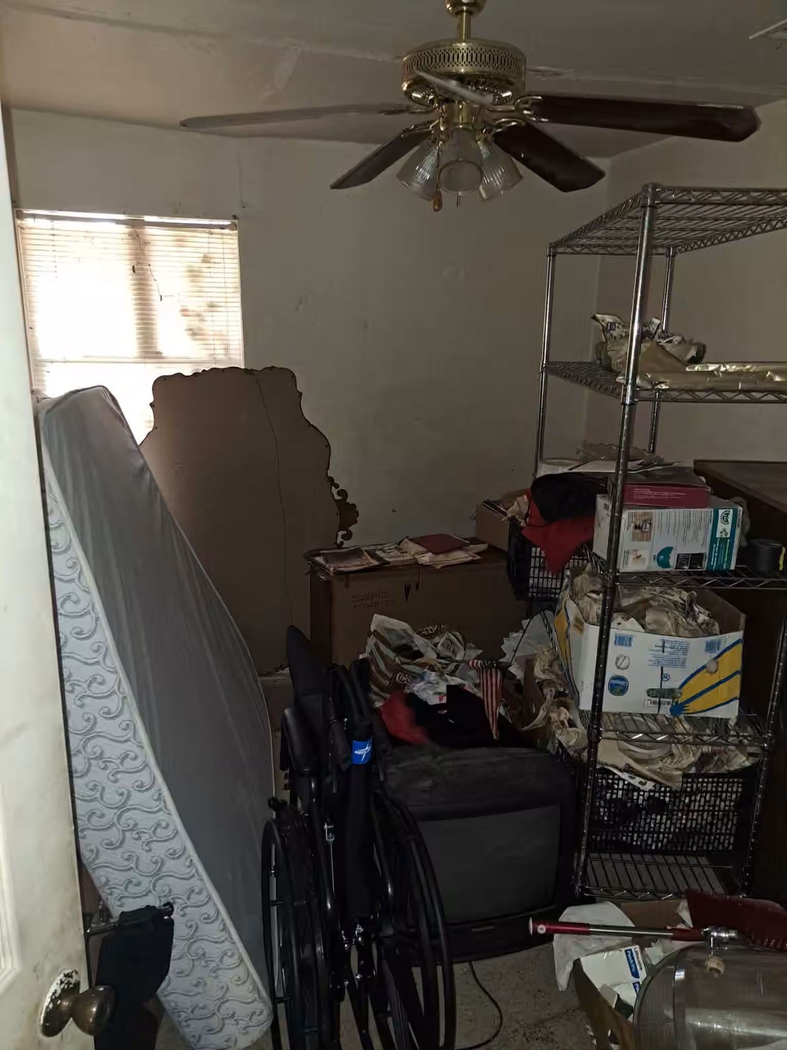 Photo 6 of 102 Amanda Street, Conroe, TX