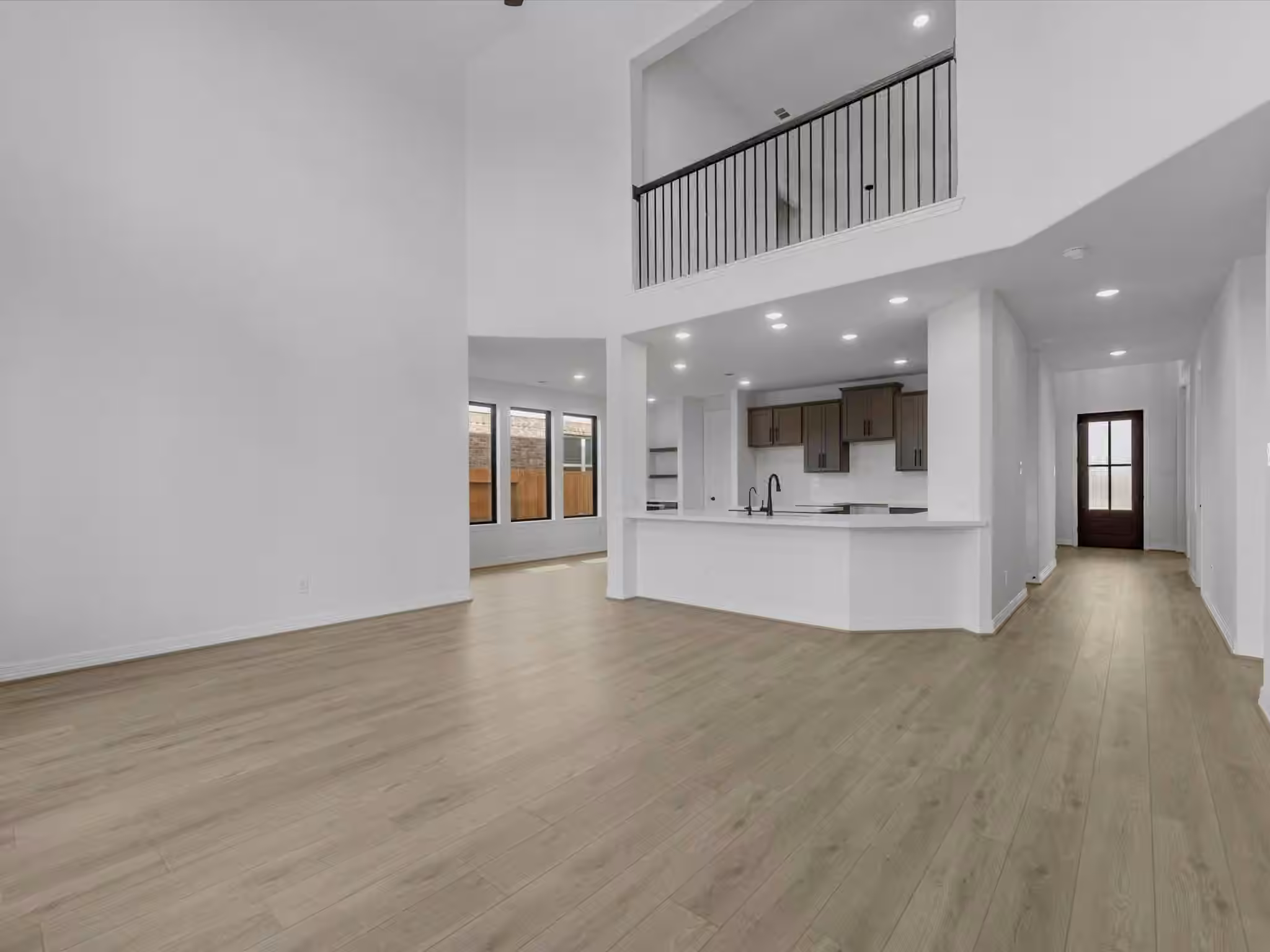 Photo 4 of 14802 Mission Avenue, Mont Belvieu, TX