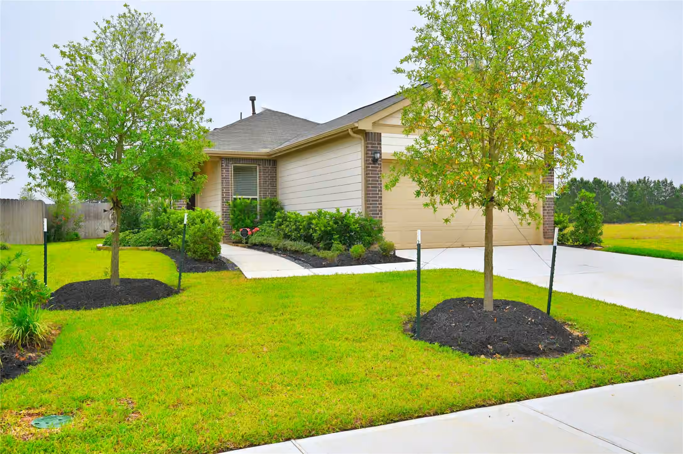 Photo 3 of 4744 Sprout Creek Court, Conroe, TX