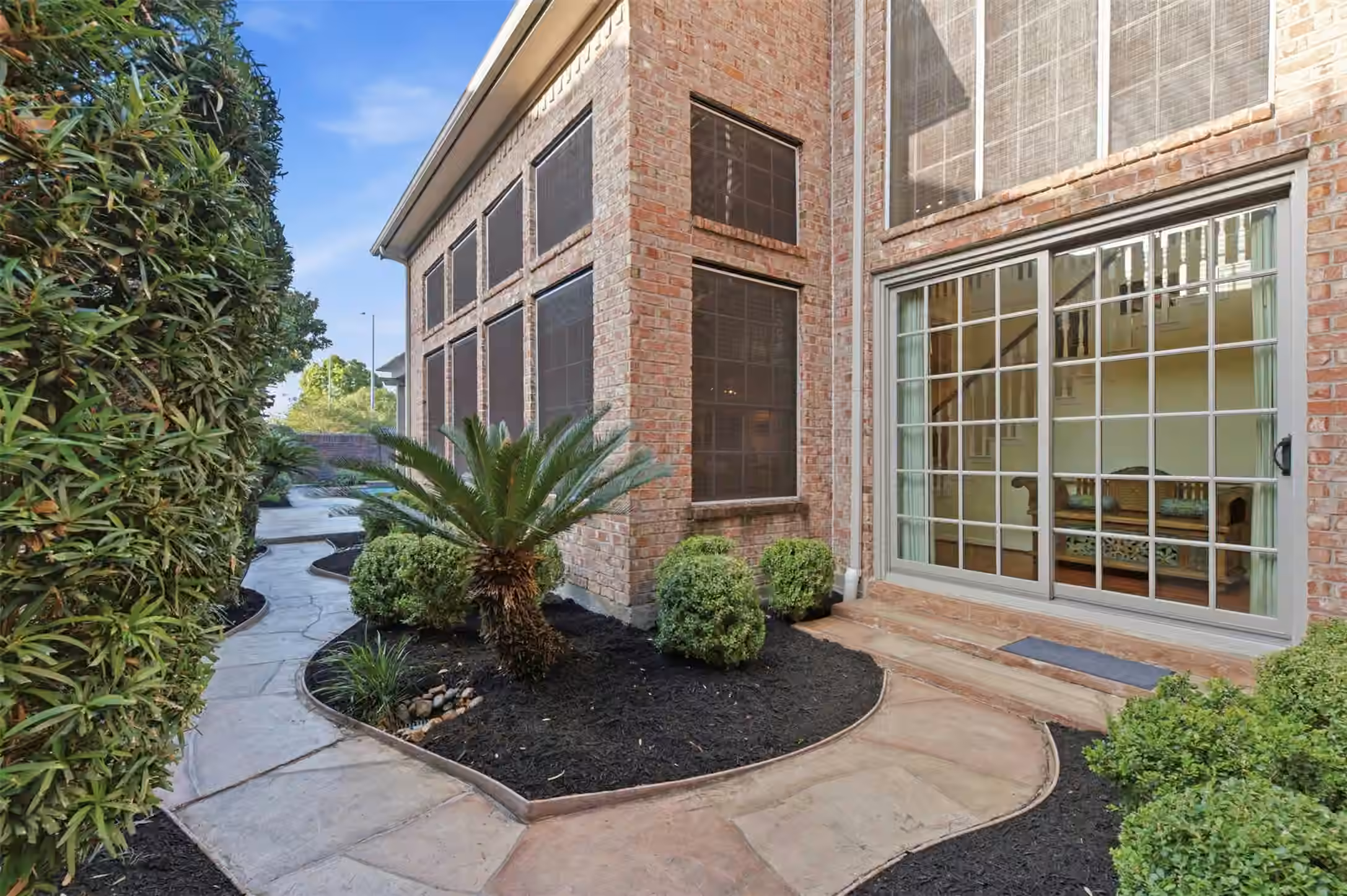 Photo 6 of 13906 Holly Lynn Lane, Houston, TX