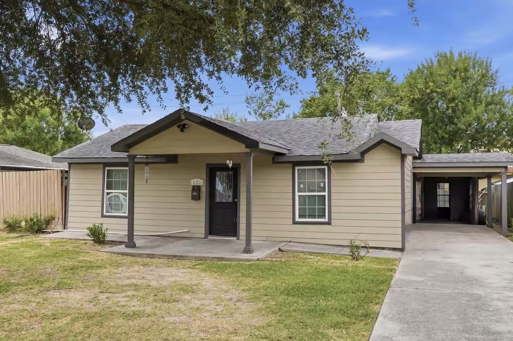 Photo of 602 Garrett Street, Pasadena, TX 77506