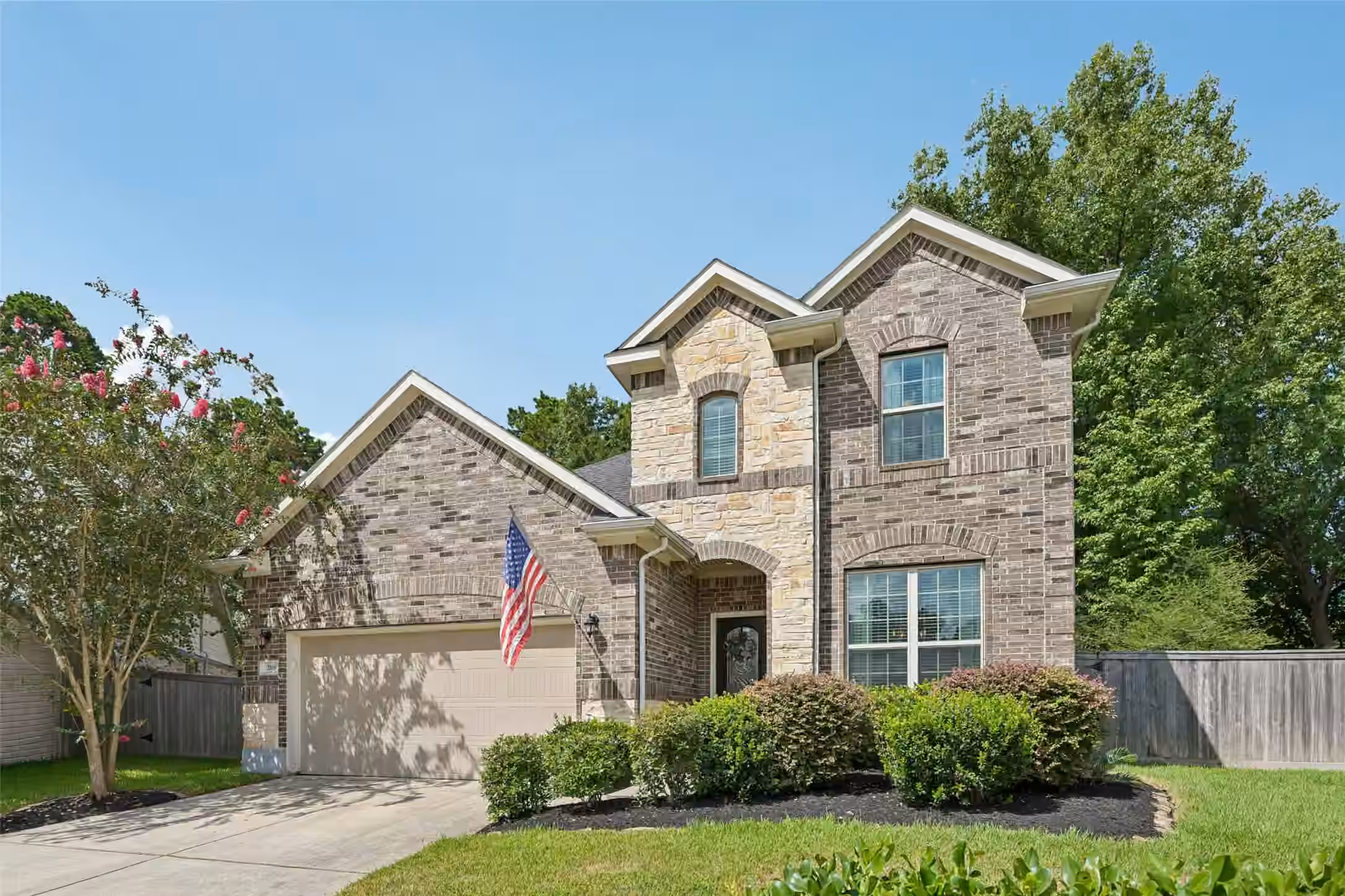 Photo 4 of 205 Elianne Lace Court, Willis, TX