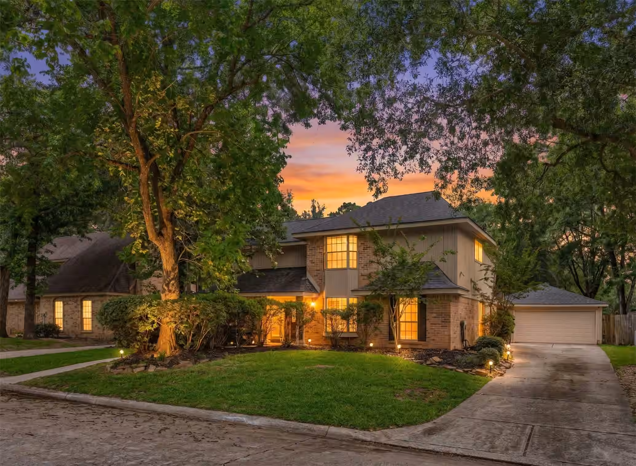 Photo of 3031 Falling Brook Drive, Houston, TX