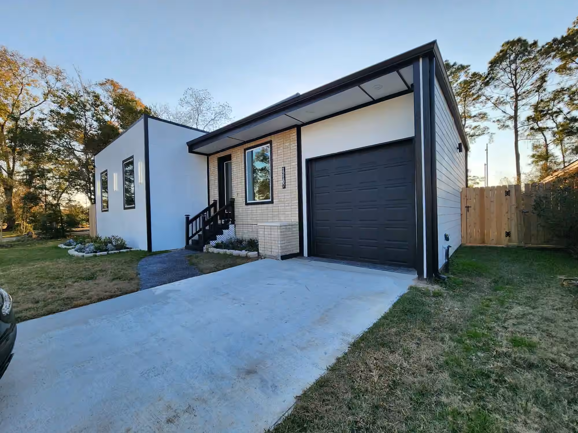 Photo 6 of 12107 Haroldson Forest Drive, Houston, TX