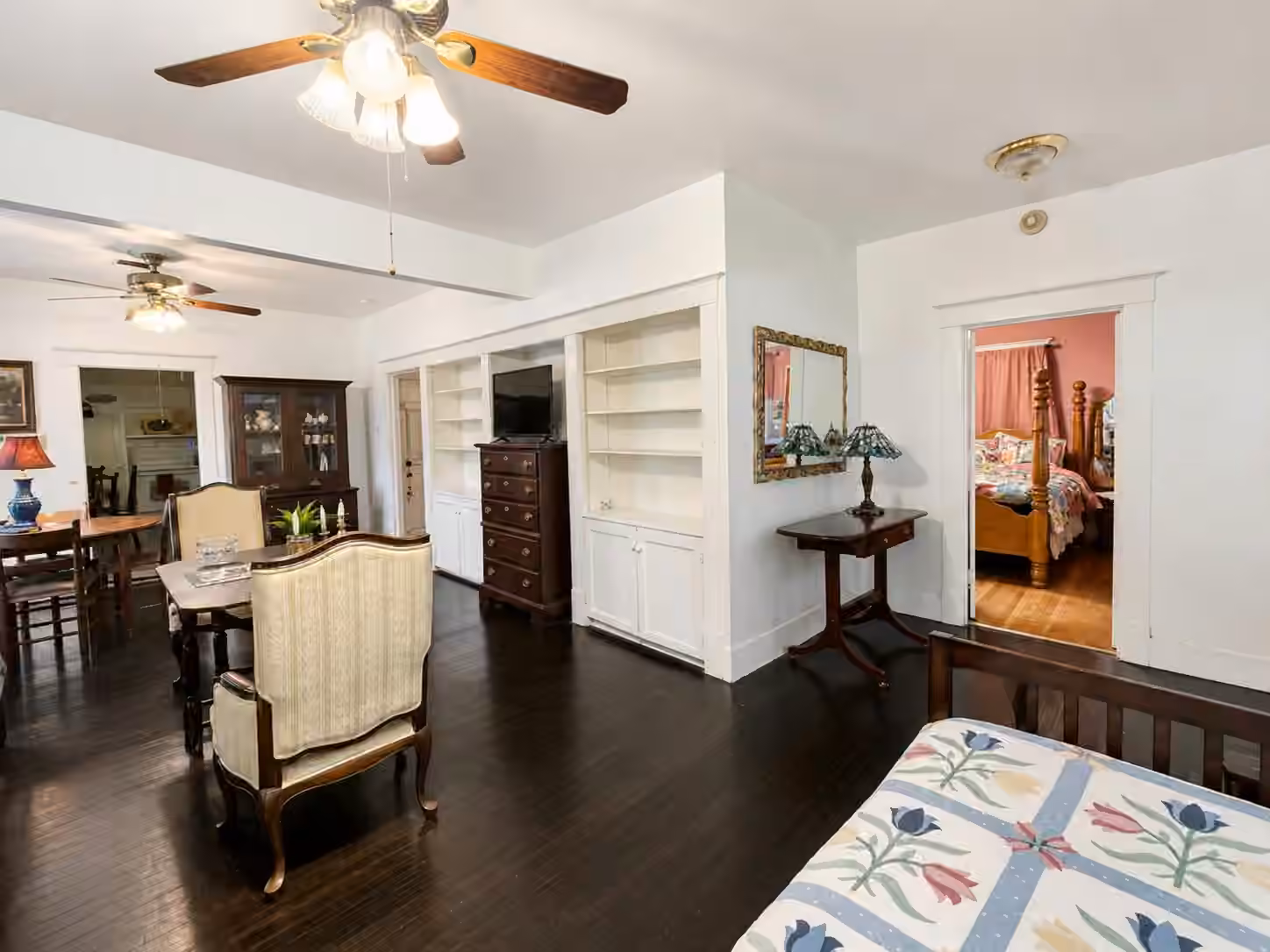 Photo 4 of 1012 W Adoue Street, Alvin, TX