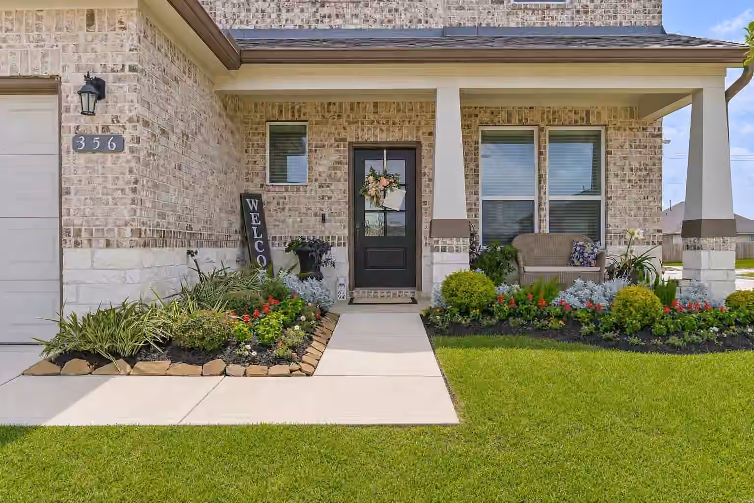 Photo 5 of 356 Selah Court, Alvin, TX