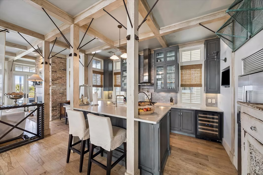 Photo 6 of 2653 E Seaside Drive, Galveston, TX