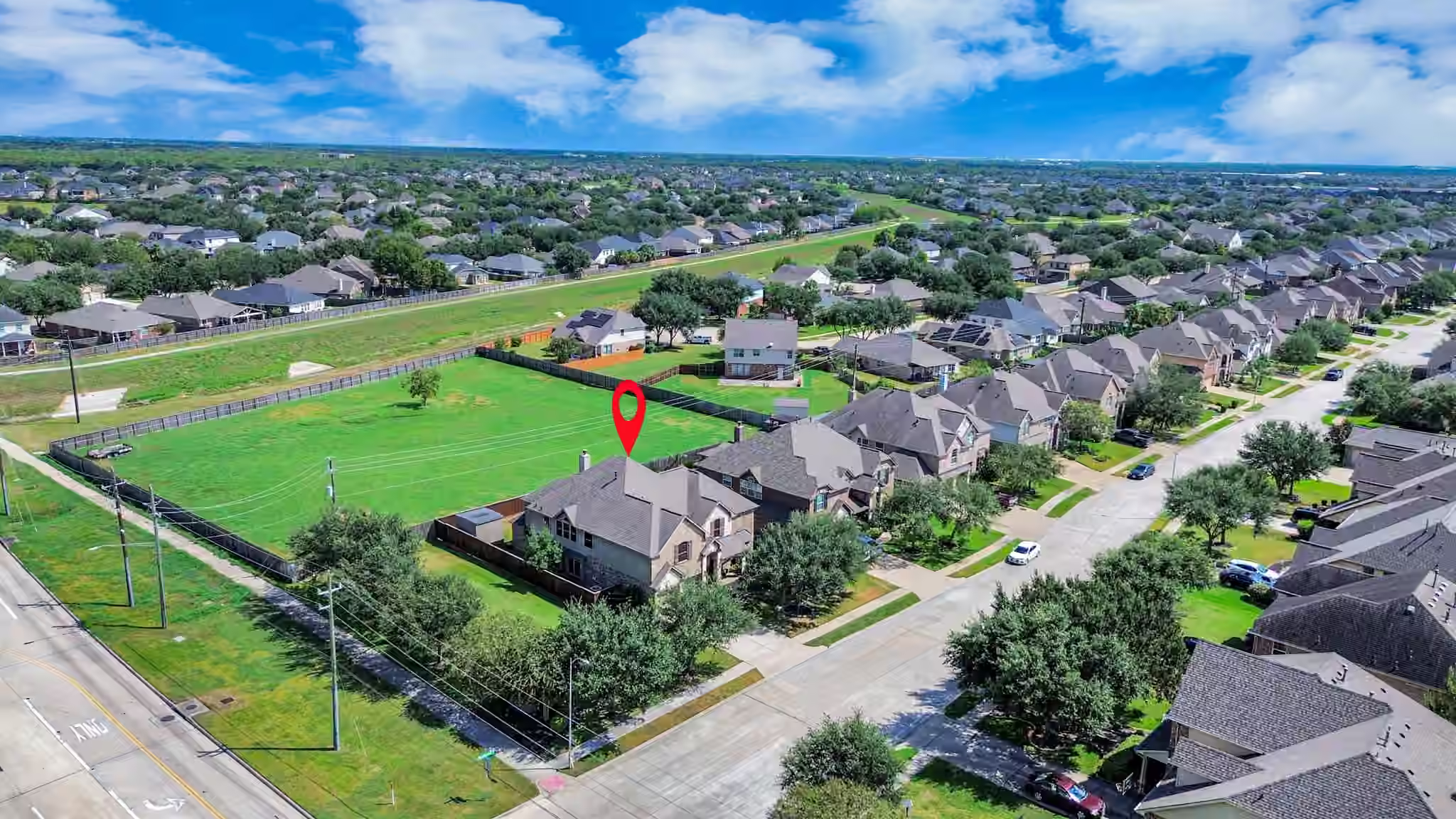 Photo 3 of 3421 Brentwood Lane, Pearland, TX