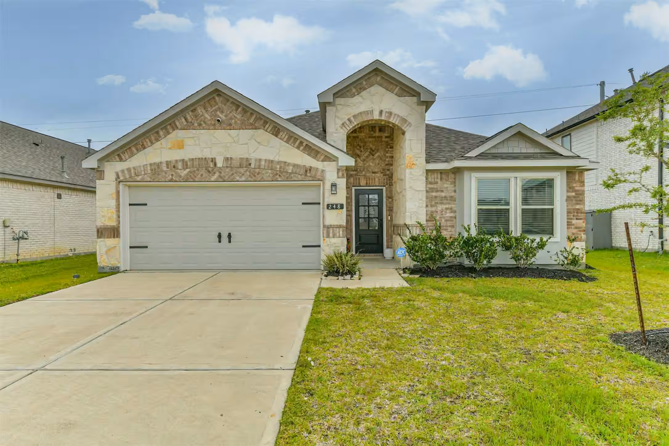 Photo of 248 Eagleville Drive, Alvin, TX 77511