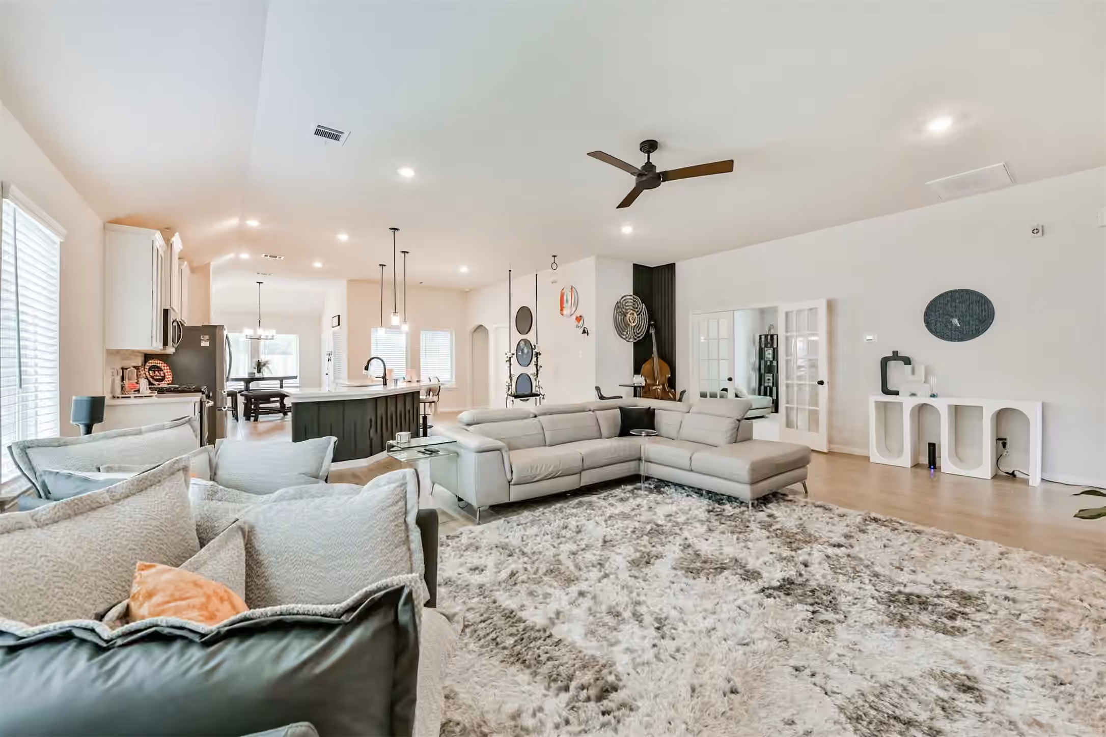 Photo 5 of 248 Eagleville Drive, Alvin, TX
