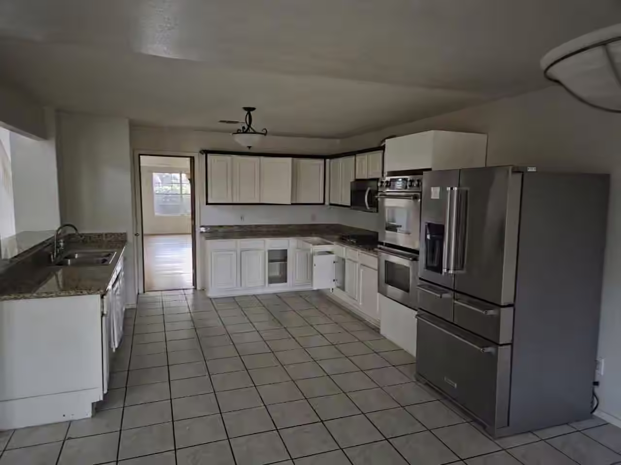 Photo 5 of 12522 Berry Laurel Lane, Houston, TX
