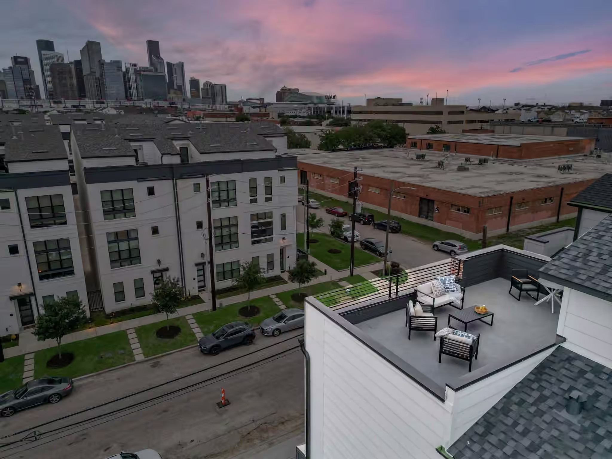 Photo 4 of 1115 Ennis Street, Houston, TX
