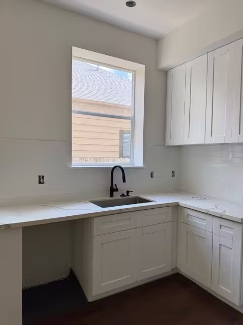 Photo 4 of 4607 Clover Street, Houston, TX